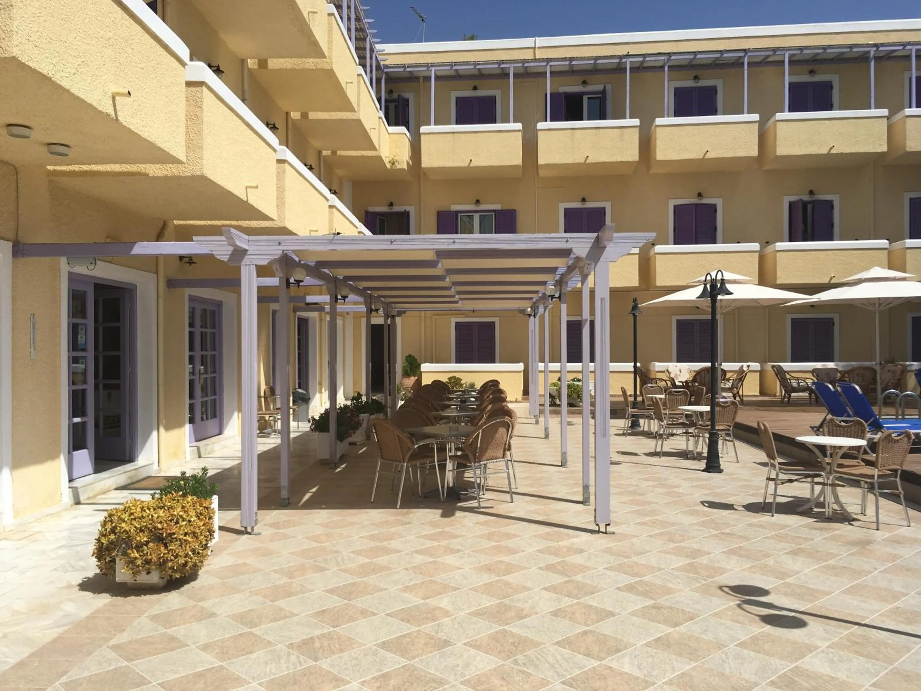 Facade/entrance in Katerina Hotel