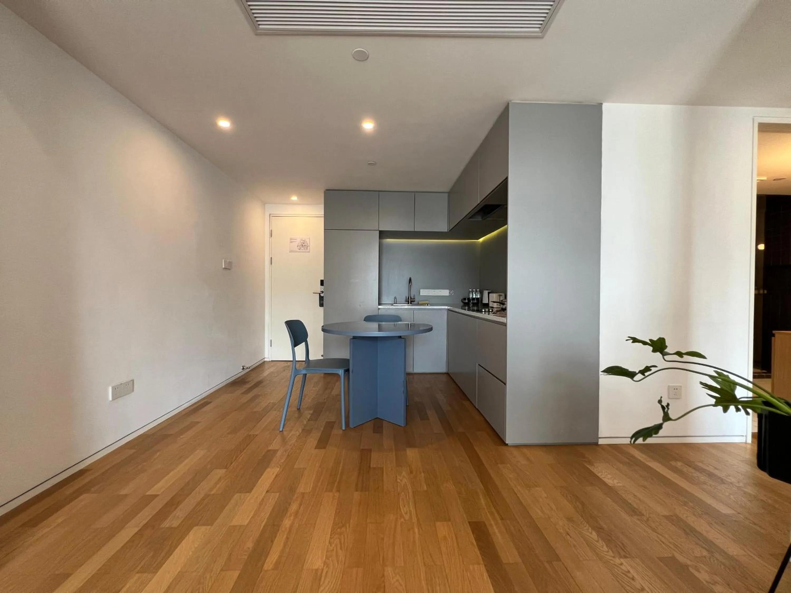 kitchen in base-Shanghai SUHE Serviced Apartment, Near East Nanjing Road & People's Square