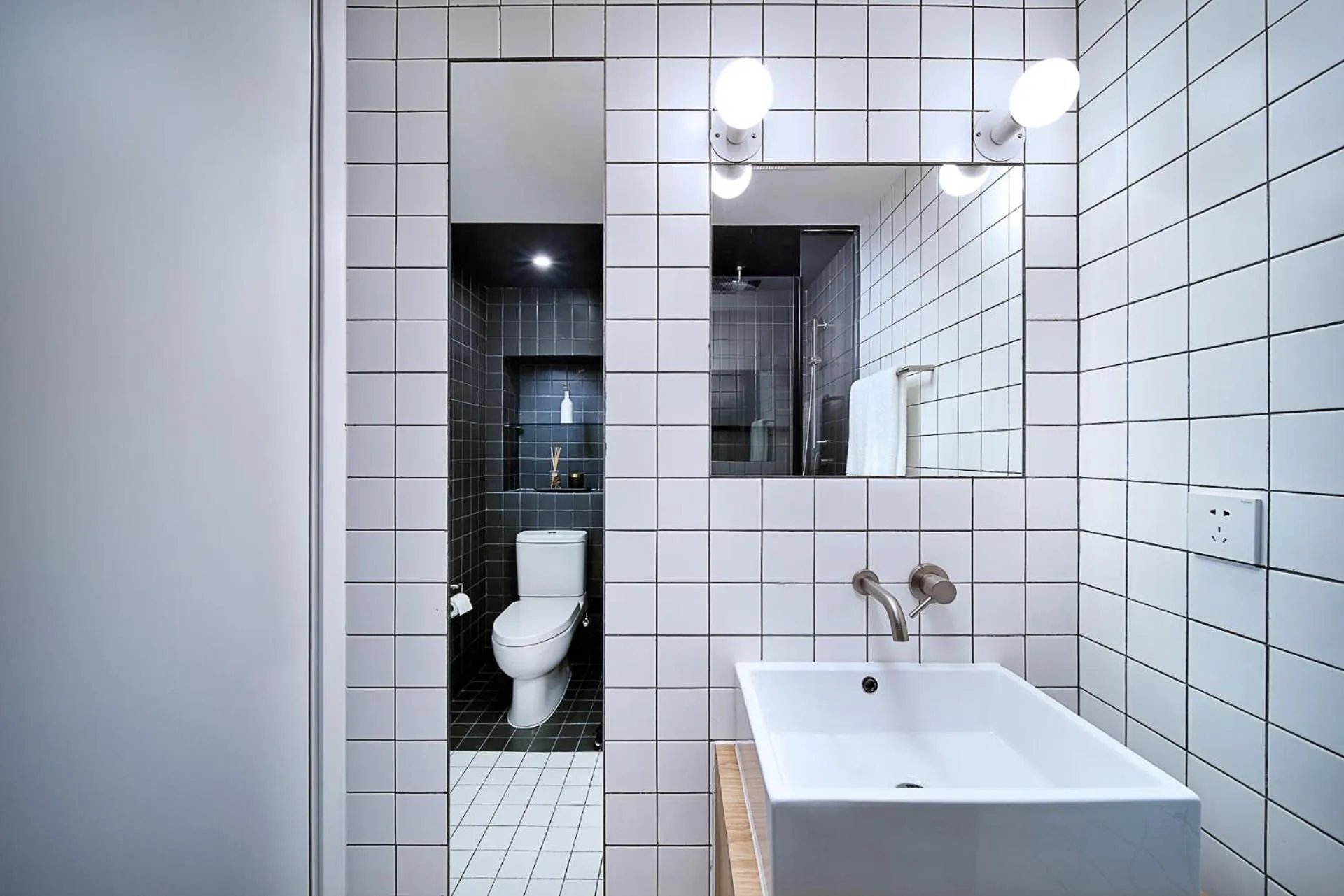 Bathroom in base-Shanghai SUHE Serviced Apartment, Near East Nanjing Road & People's Square