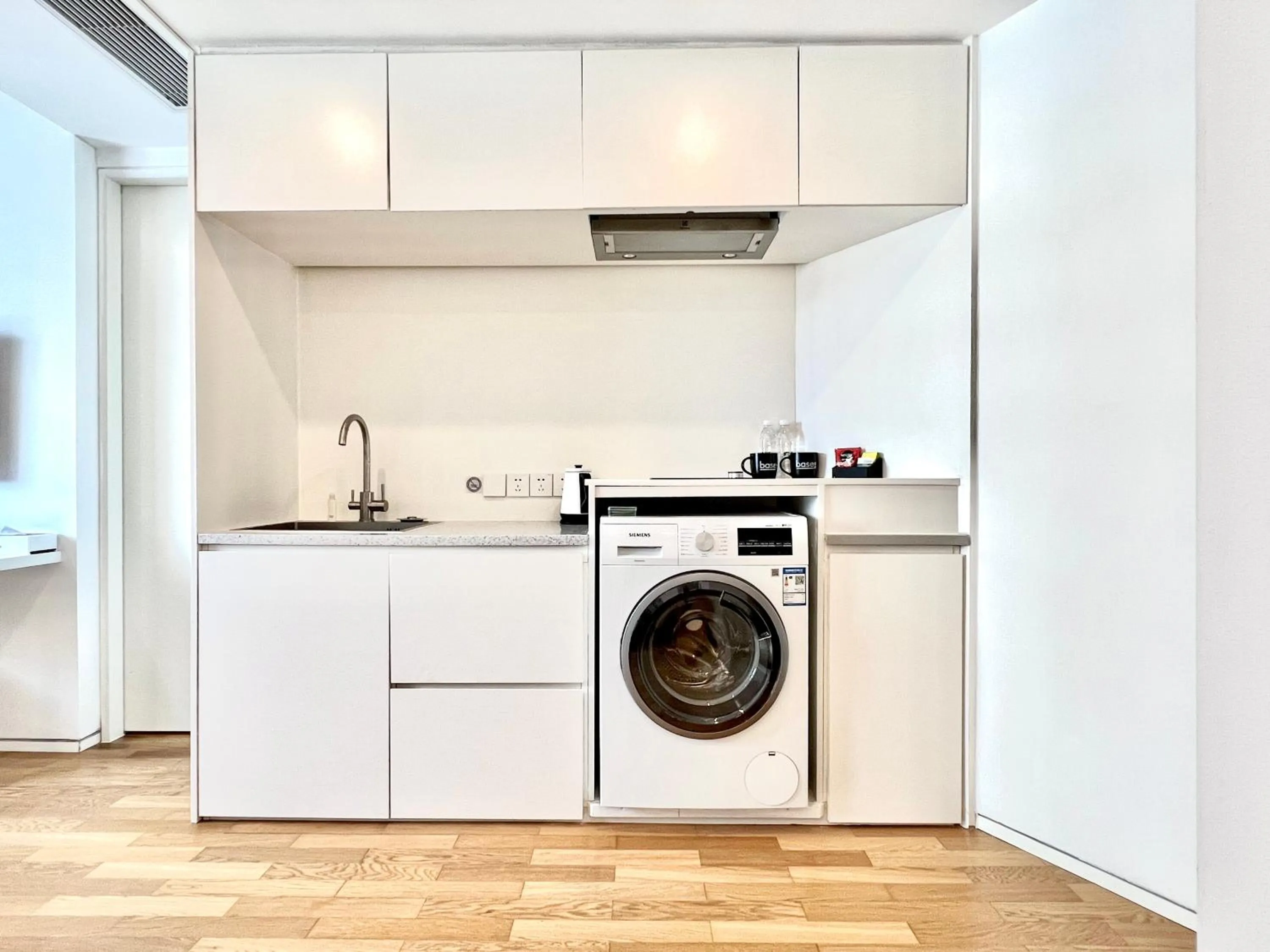 kitchen in base-Shanghai SUHE Serviced Apartment, Near East Nanjing Road & People's Square