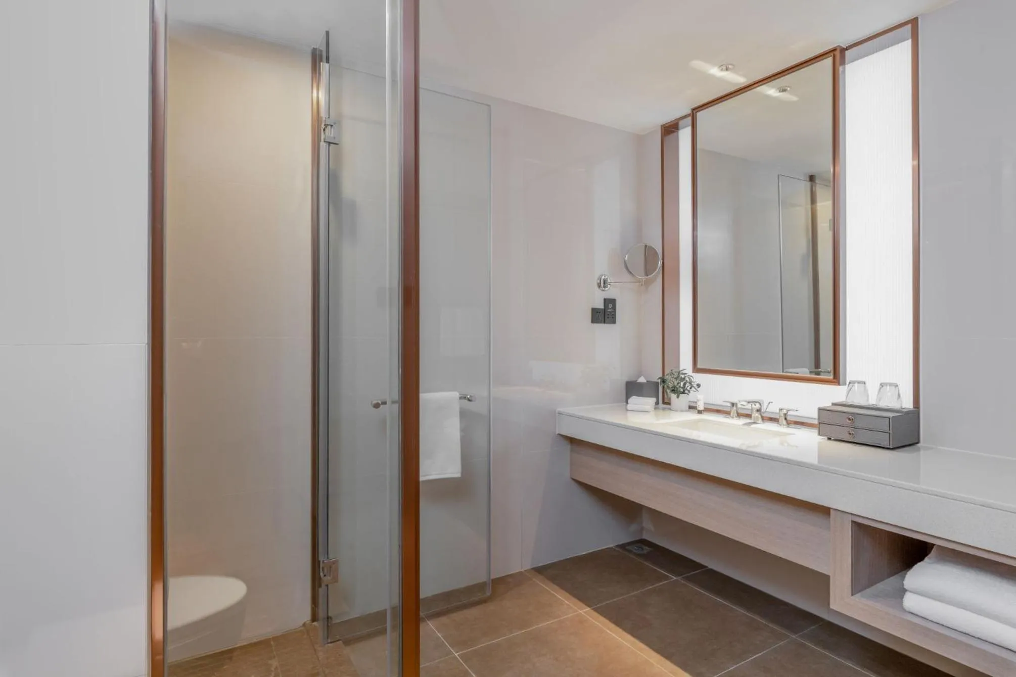 Bathroom in Kew Green Hotel Hongqiao Shanghai