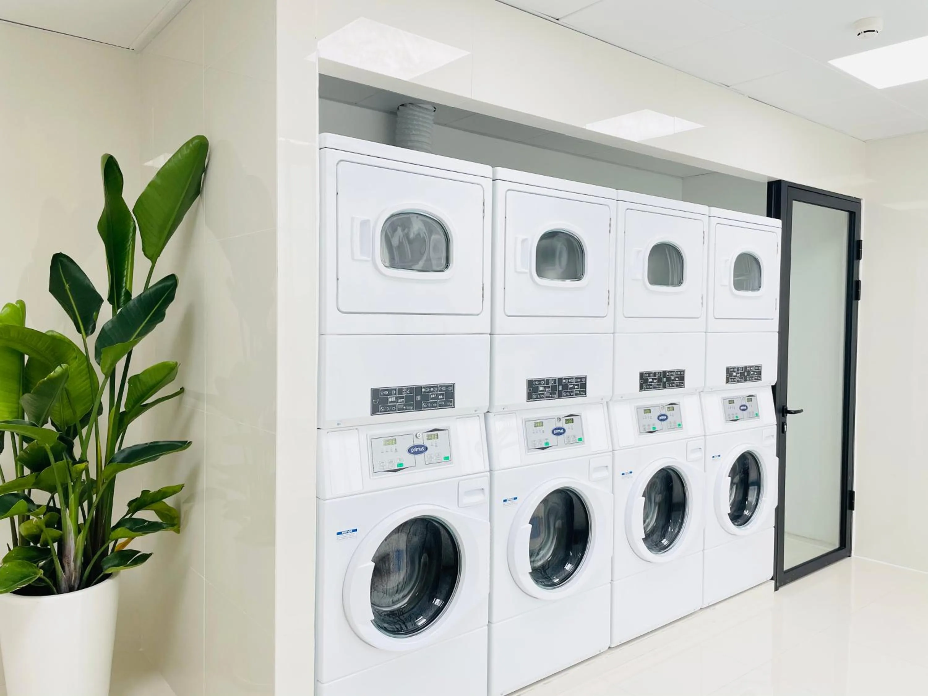 washing machine in Kew Green Hotel Hongqiao Shanghai