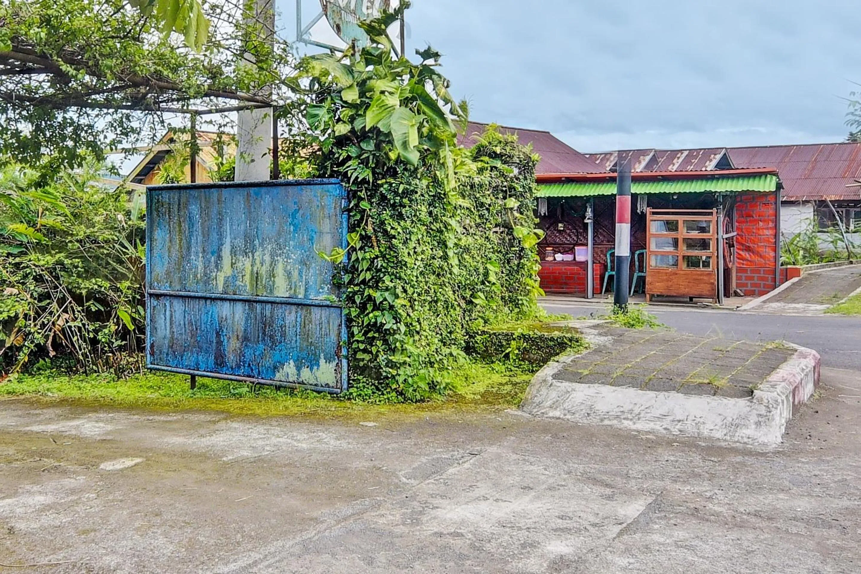 Facade/entrance in SPOT ON 92278 Hotel Vorel