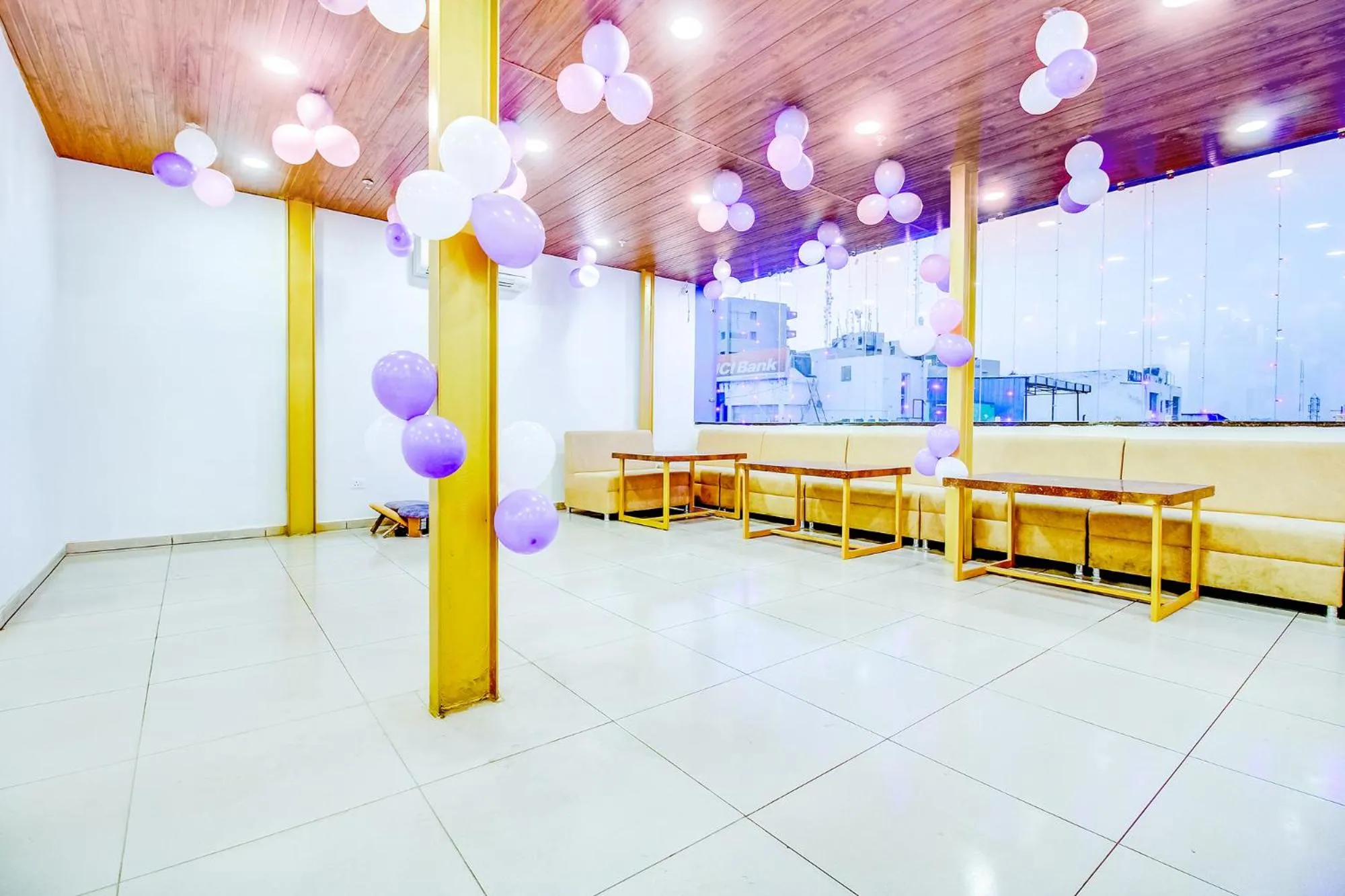 Restaurant/places to eat in FabHotel Prime Purple Orchid