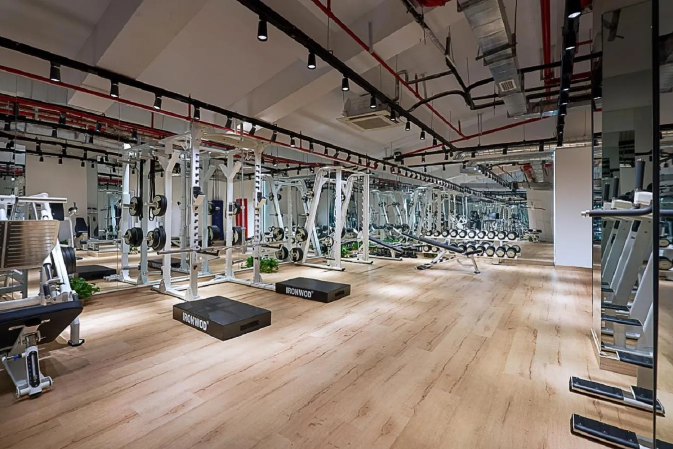 Fitness centre/facilities in basePLUS-Shanghai Binjiang Serviced Apartment