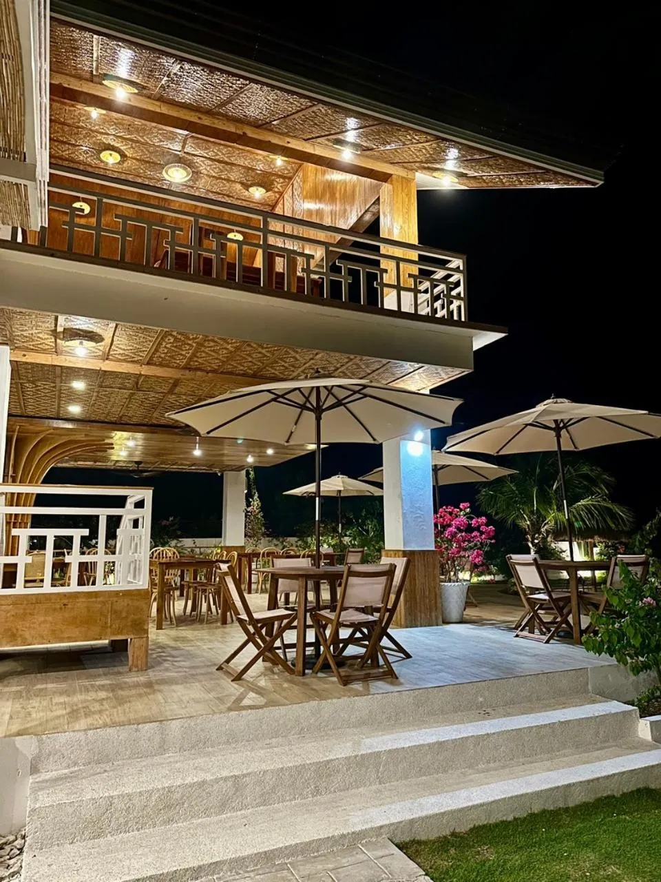 Restaurant/places to eat in Treeshade Resort & Spa Moalboal