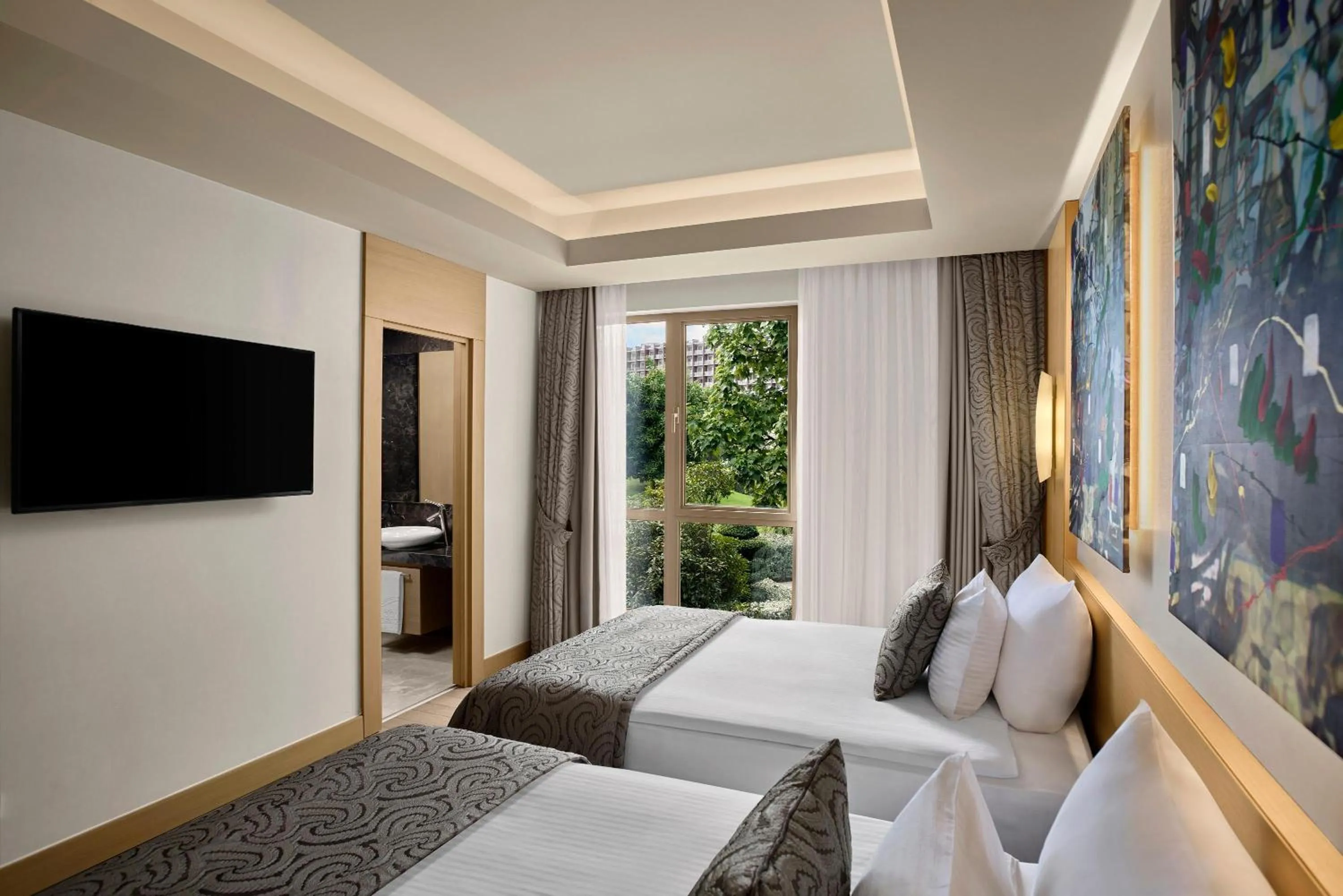 Photo of the whole room, Bed in Concorde Luxury Resort & Casino