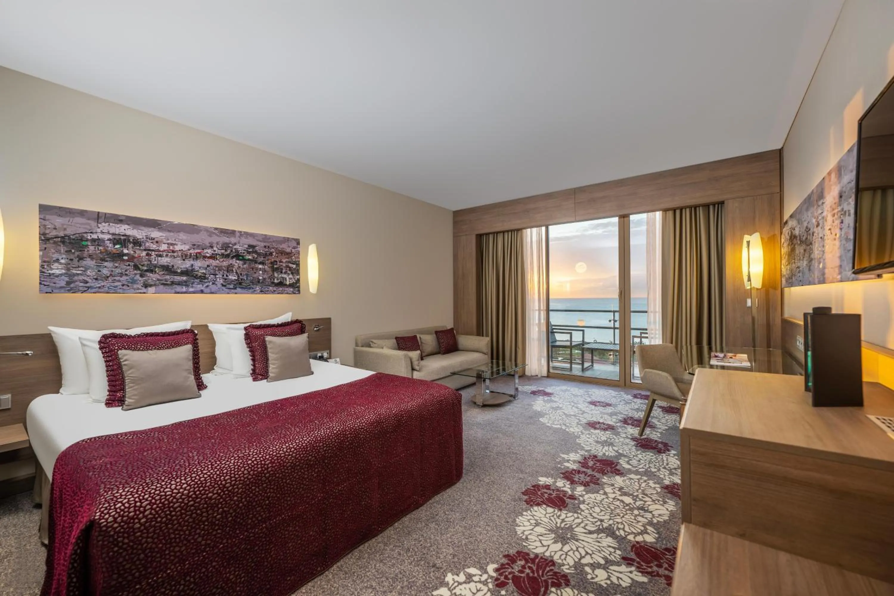 Photo of the whole room, Bed in Concorde Luxury Resort & Casino