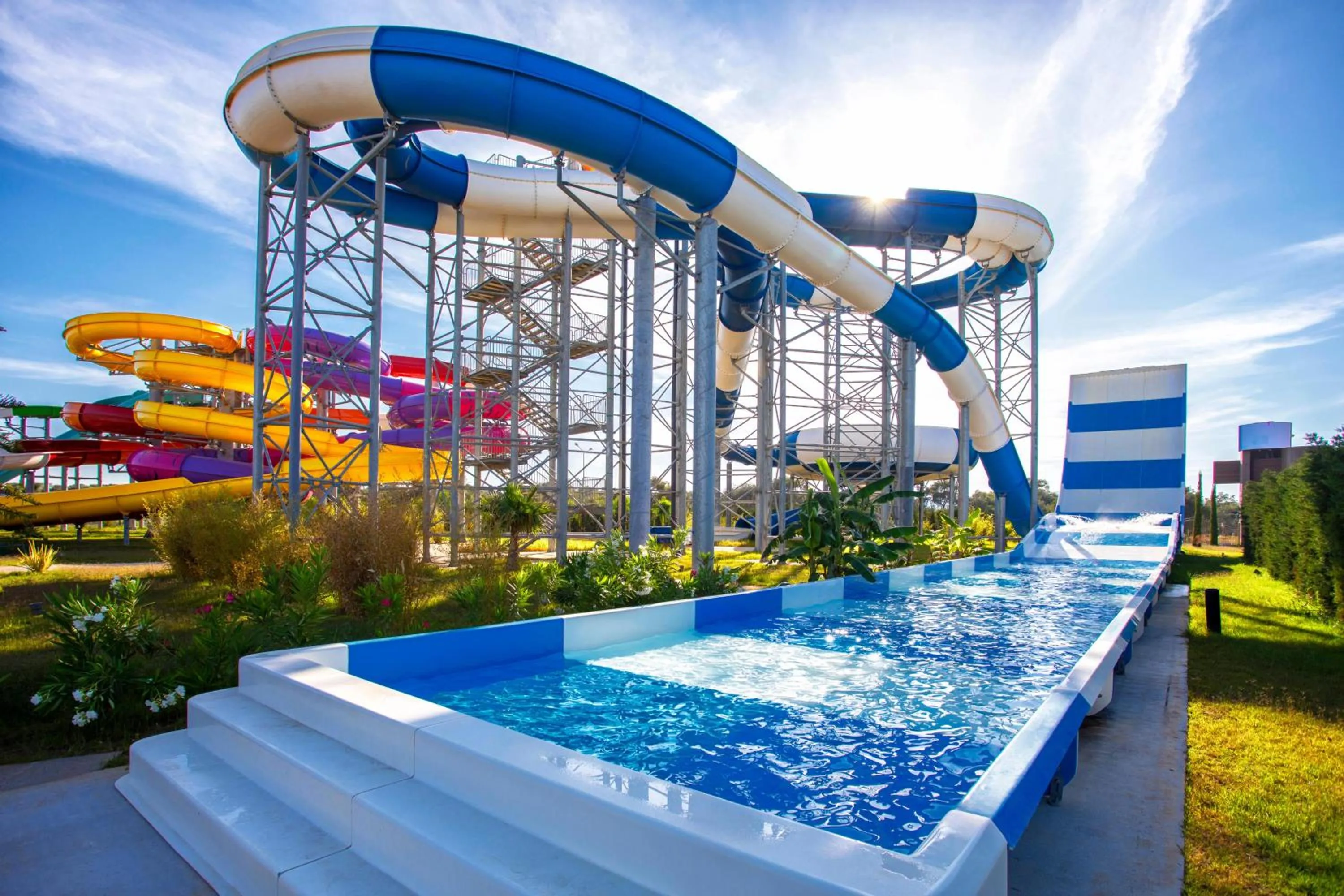 Activities in Concorde Luxury Resort & Casino