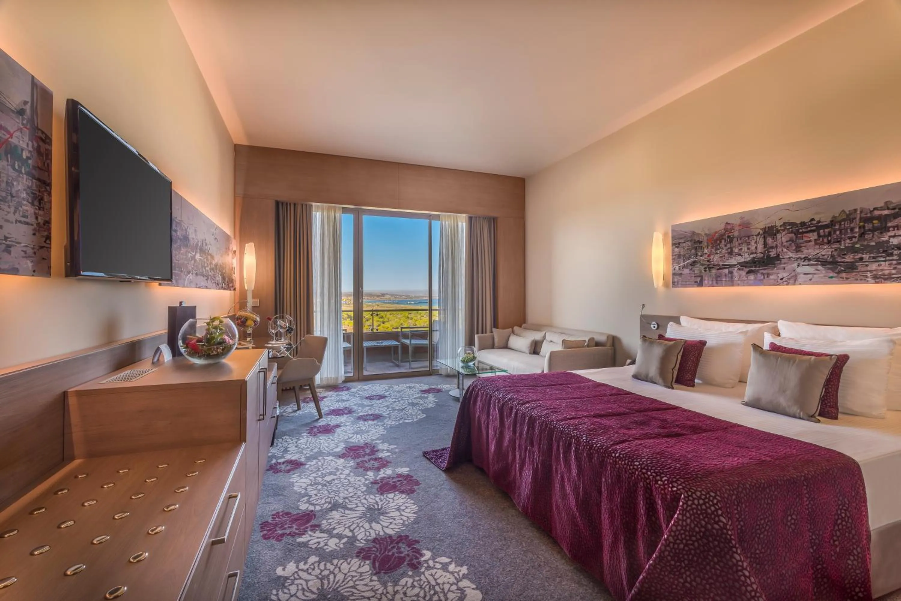 View (from property/room), Bed in Concorde Luxury Resort & Casino