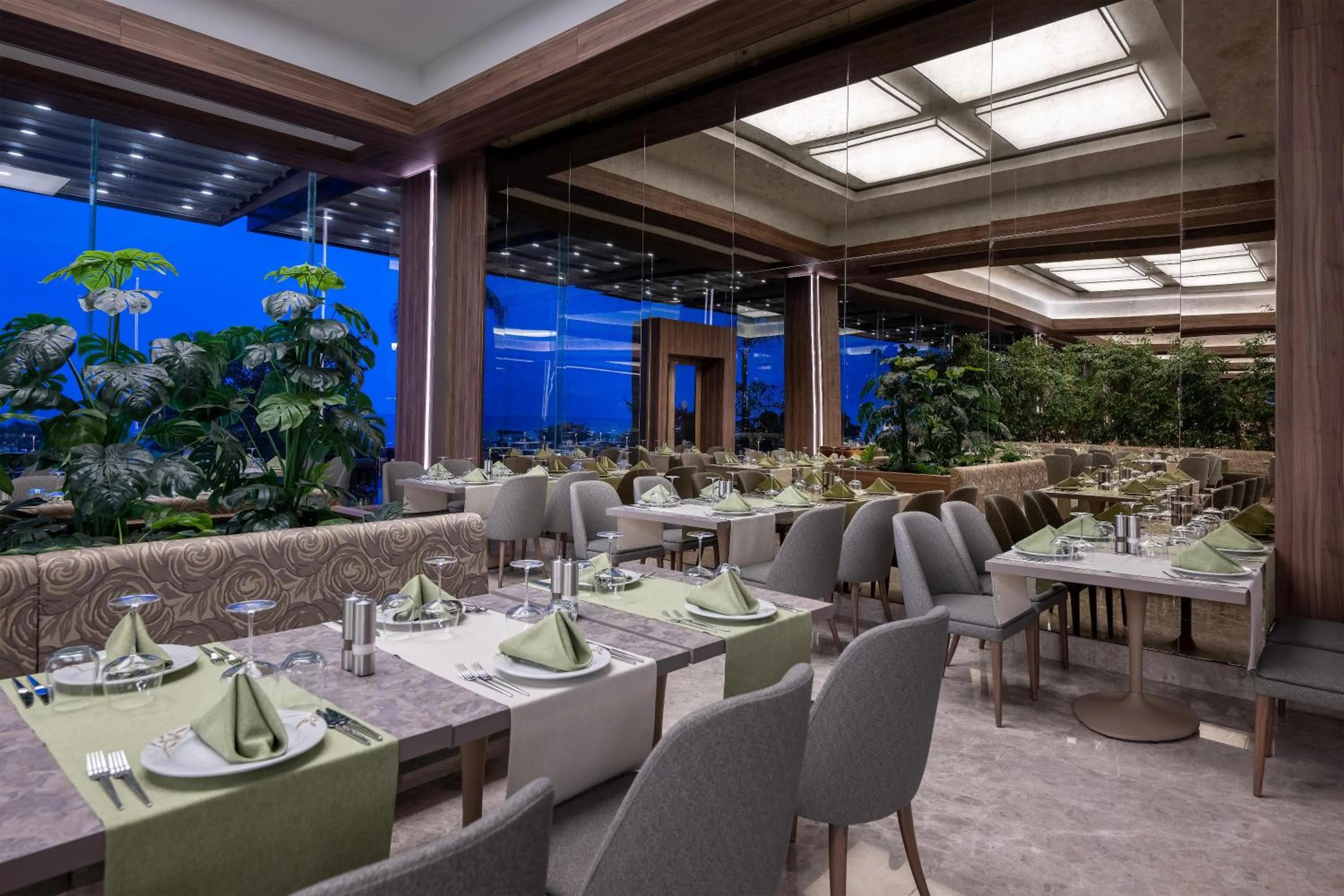 Restaurant/places to eat in Concorde Luxury Resort & Casino