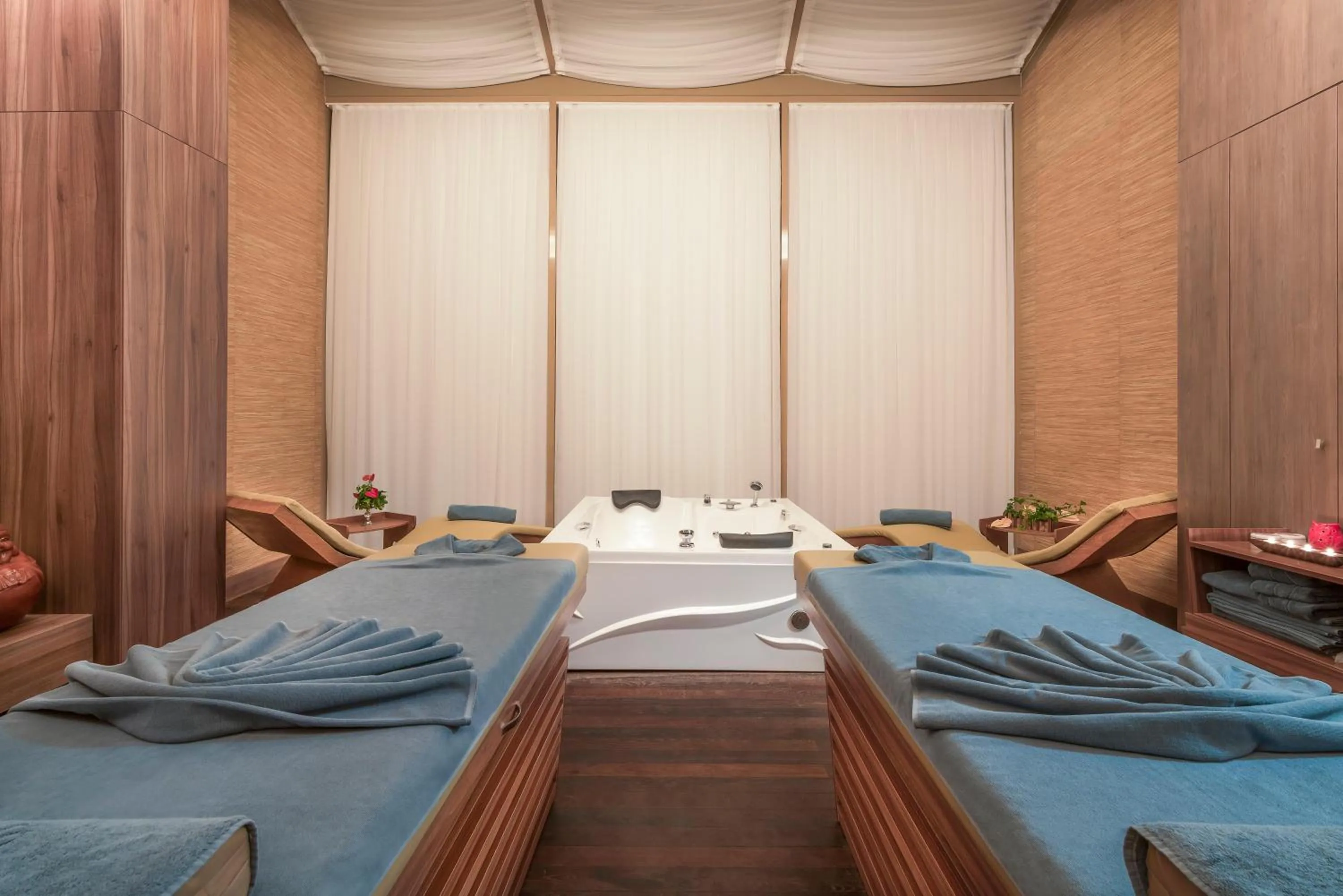 Spa and wellness centre/facilities, Bed in Concorde Luxury Resort & Casino
