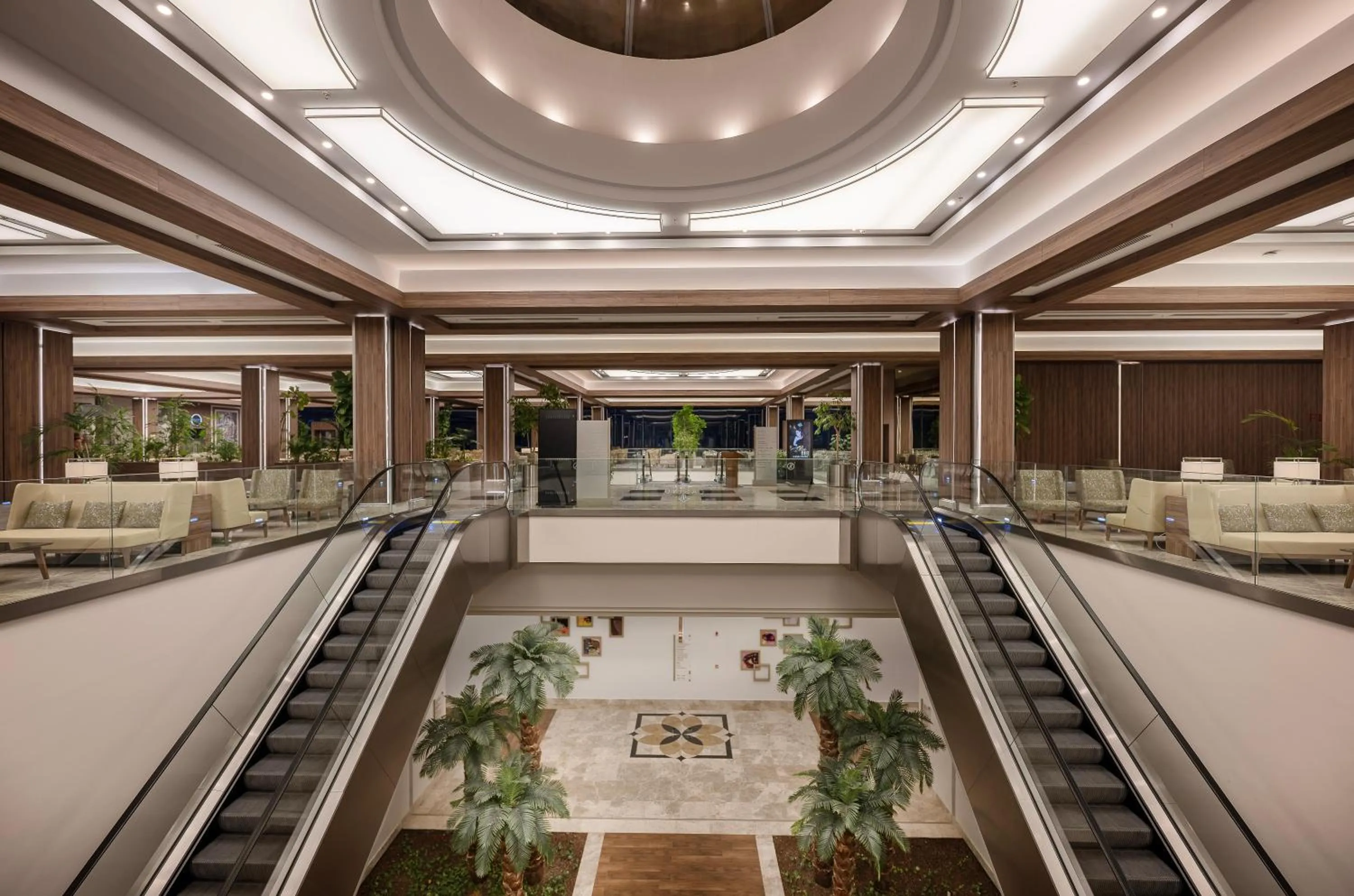 Lobby or reception in Concorde Luxury Resort & Casino