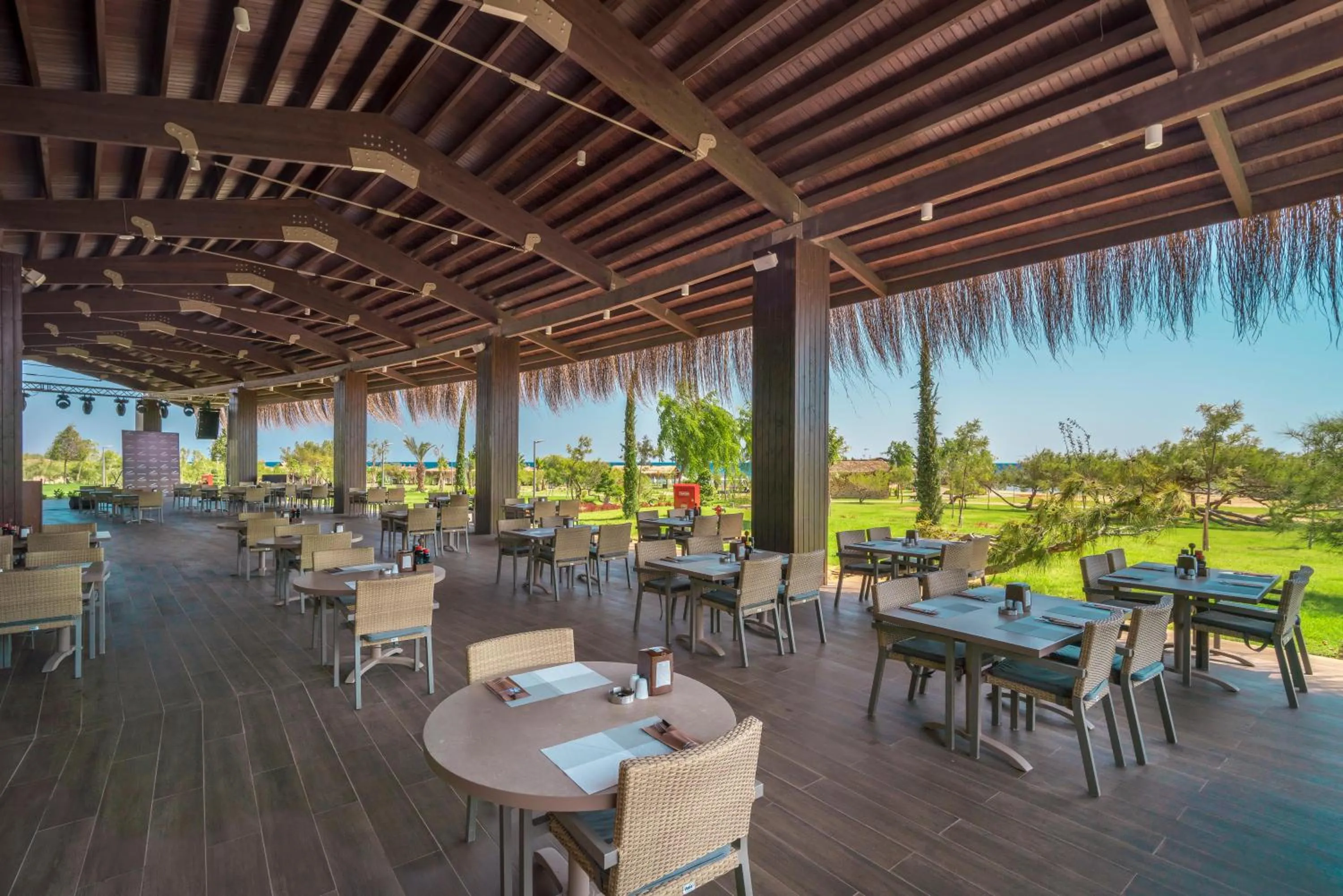 Restaurant/places to eat in Concorde Luxury Resort & Casino