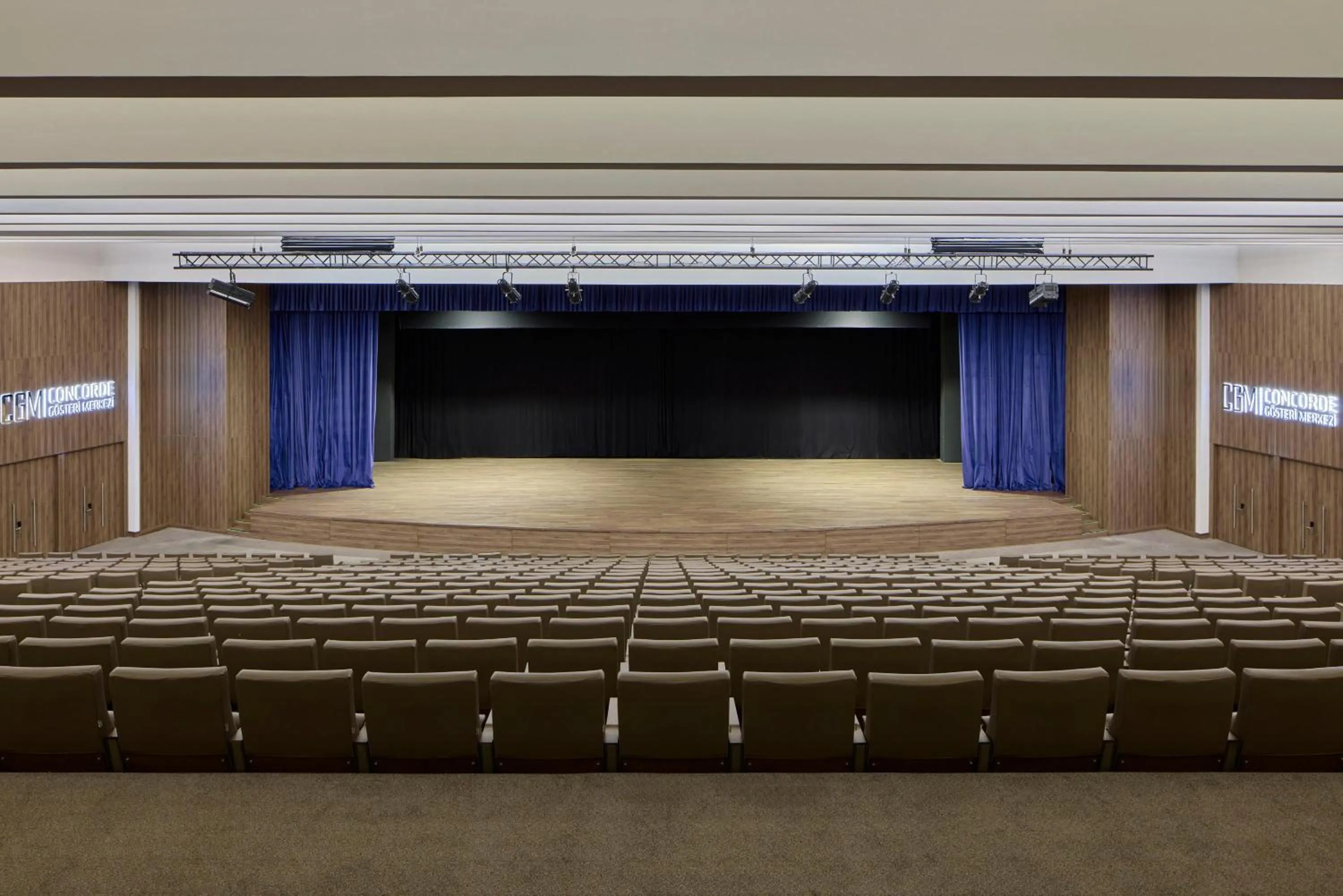 Meeting/conference room in Concorde Luxury Resort & Casino