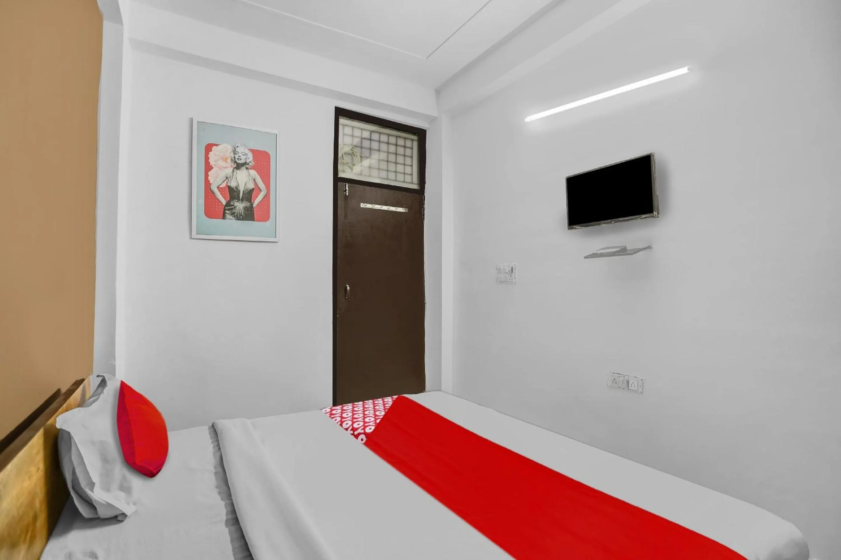 Bedroom, Bed in Hotel O Satguru Residency