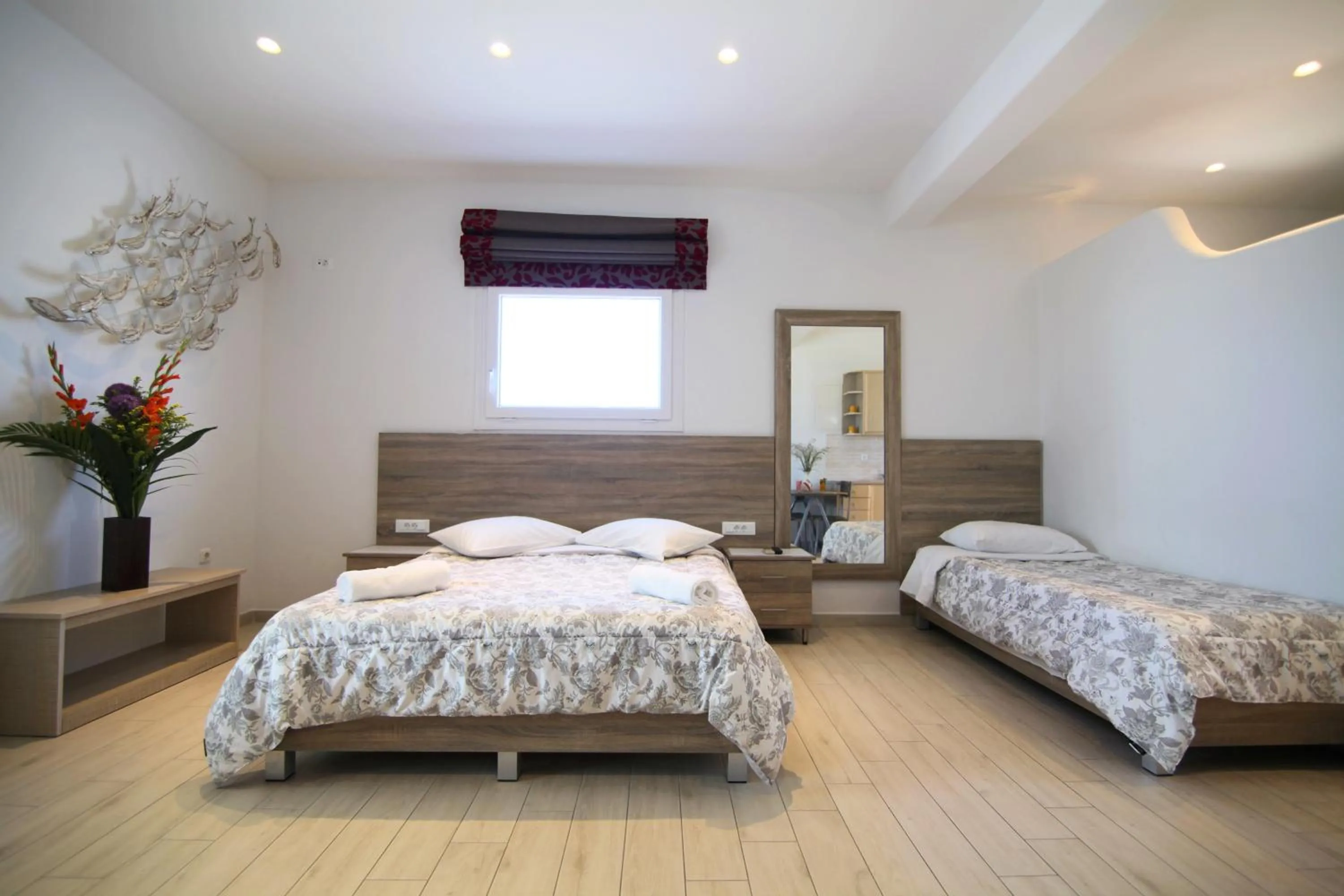 Photo of the whole room, Bed in Sofia Village