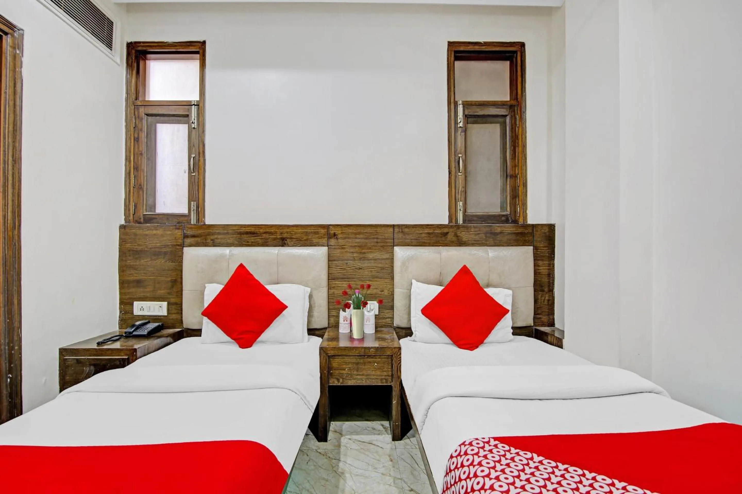 Bedroom in Hotel O Saffron Inn