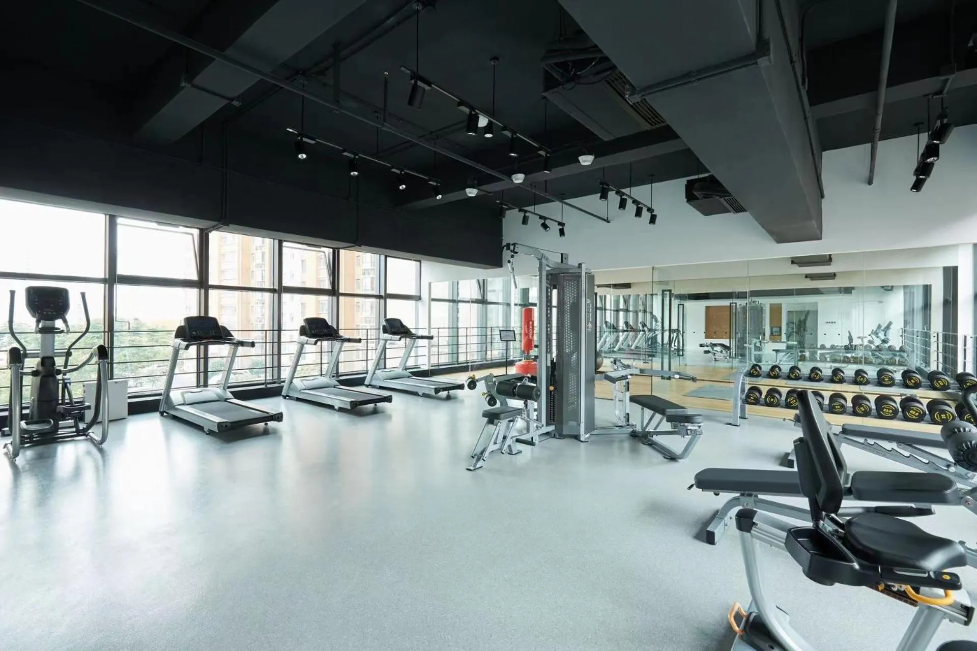 Fitness centre/facilities in base-Shanghai Pusan Serviced Apartment