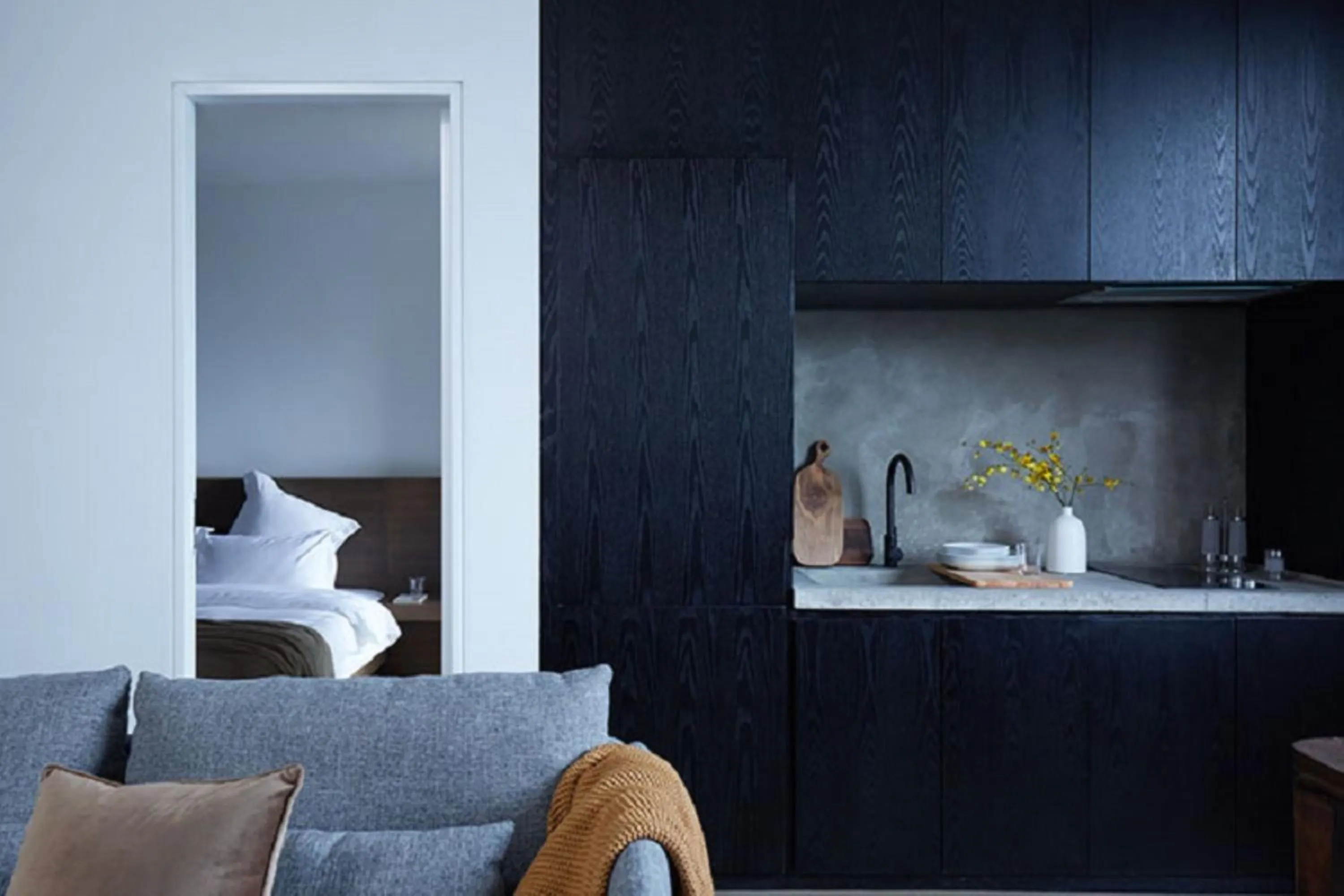 Kitchen or kitchenette, Bed in base-Shanghai Pusan Serviced Apartment