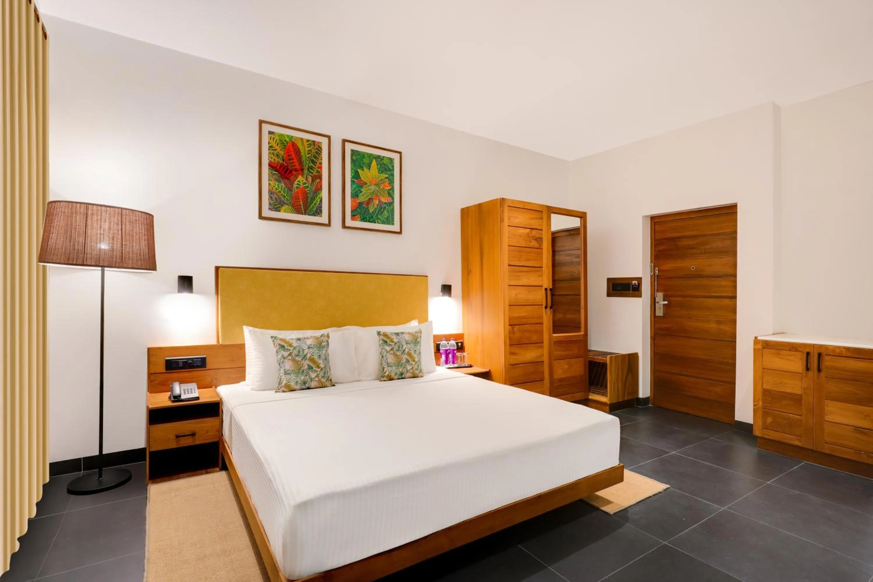 Bedroom, Bed in Keys Prima By Lemon Tree Hotels, Thekkady