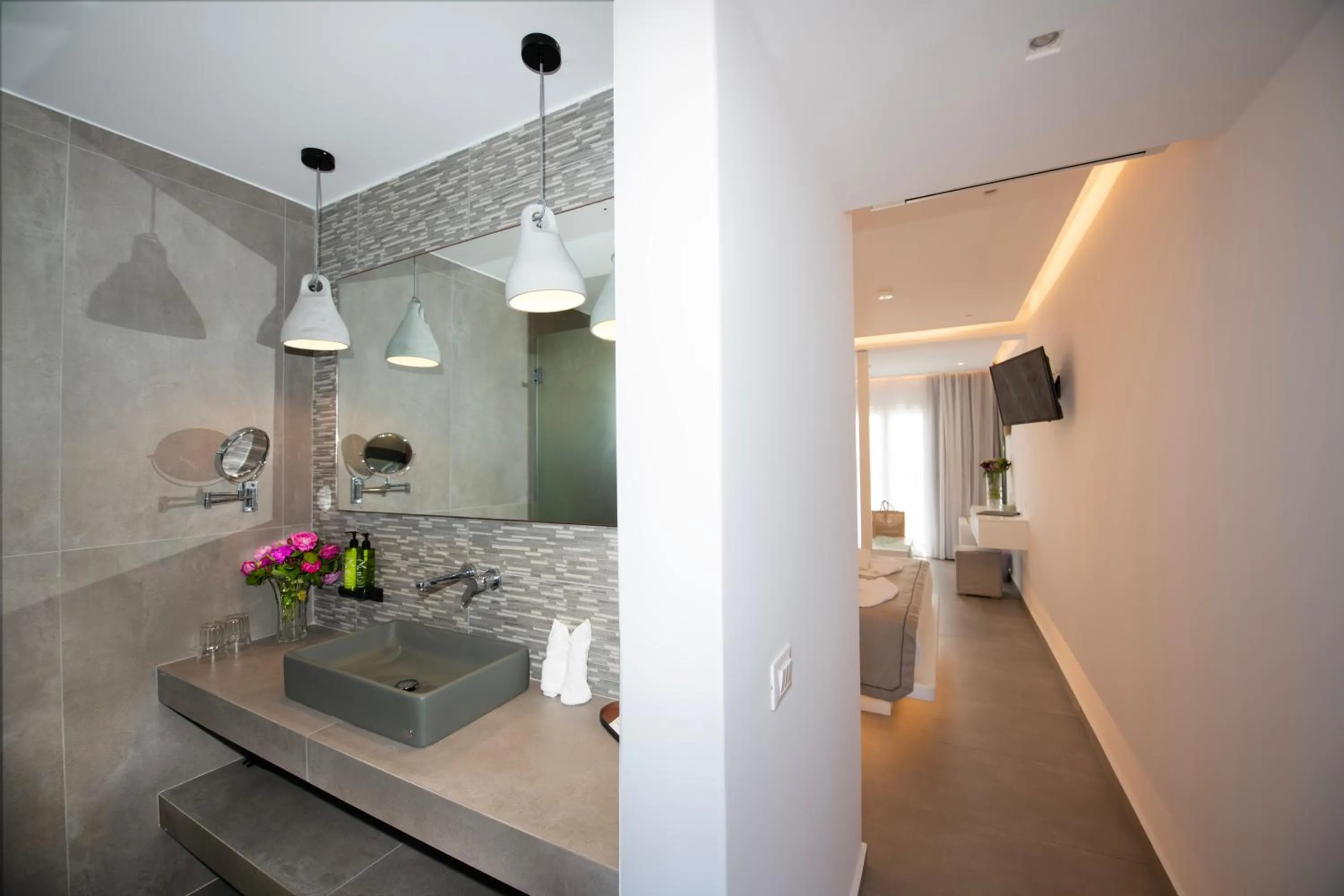 Bathroom in Aeolos Resort