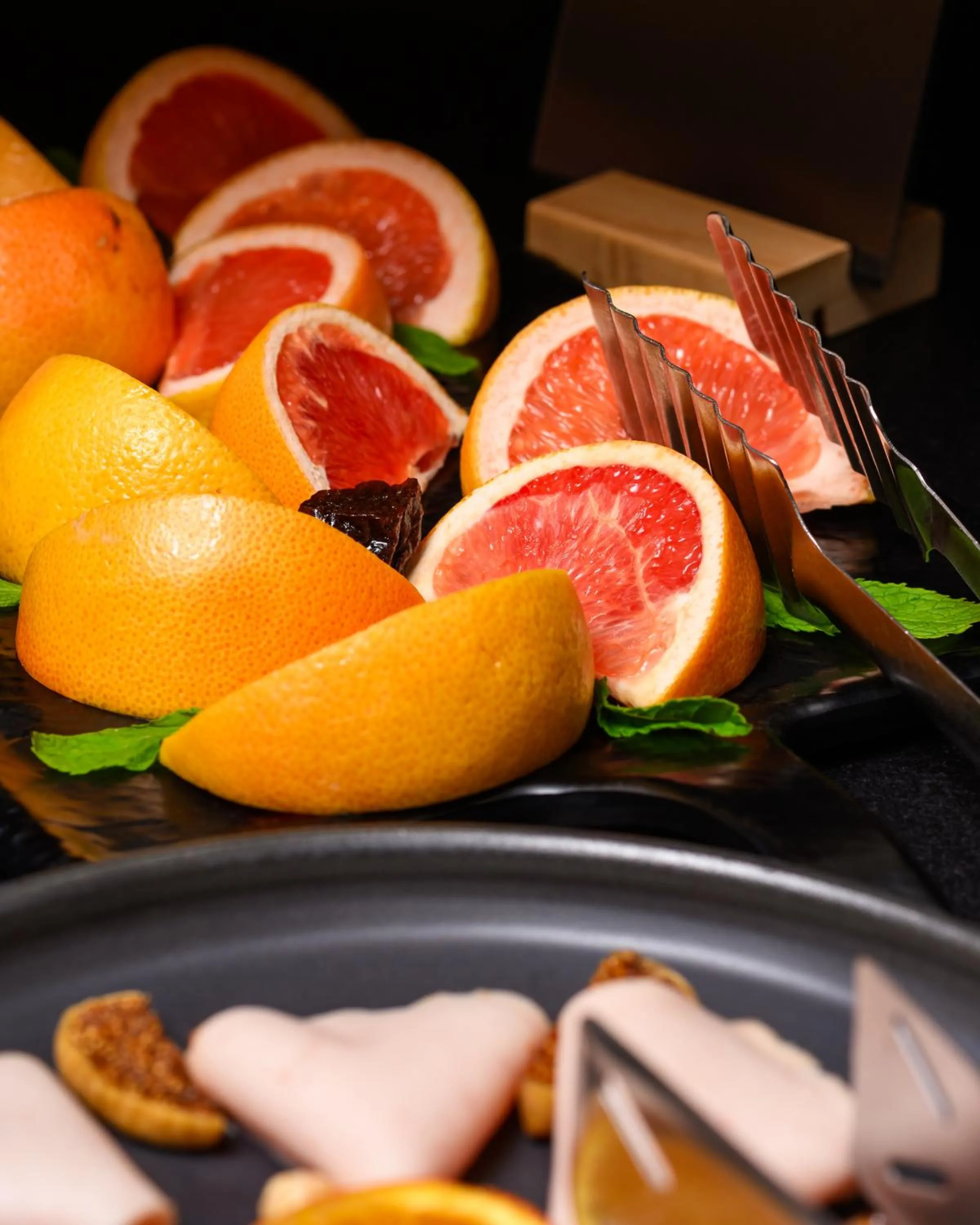 Restaurant/places to eat in Aeolos Resort