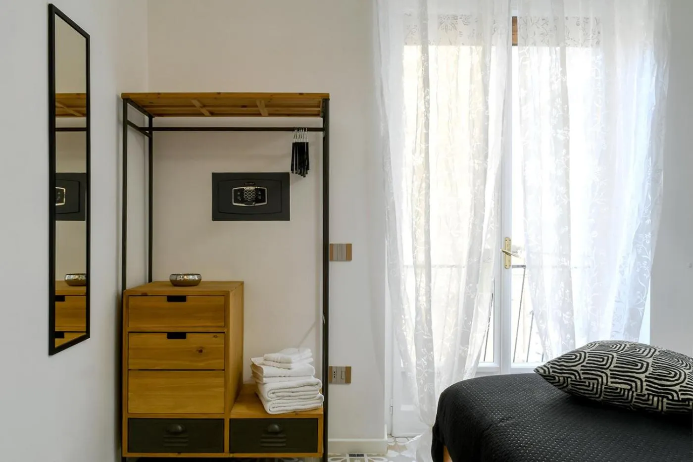 safe, Bed in Edahouse