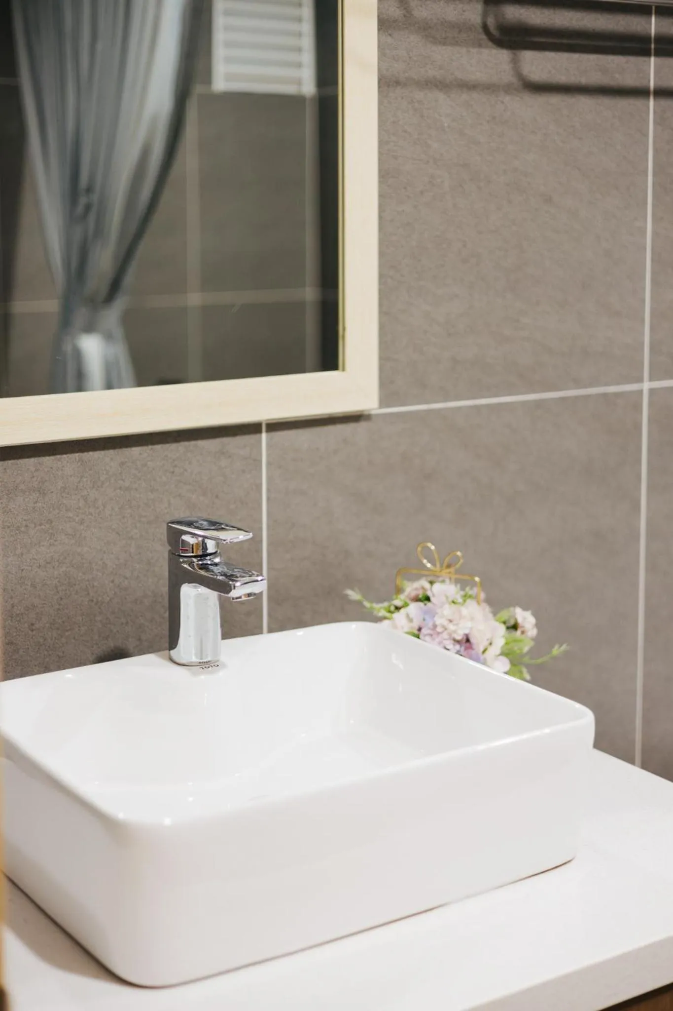 Toilet in Myrcella Urban Studio