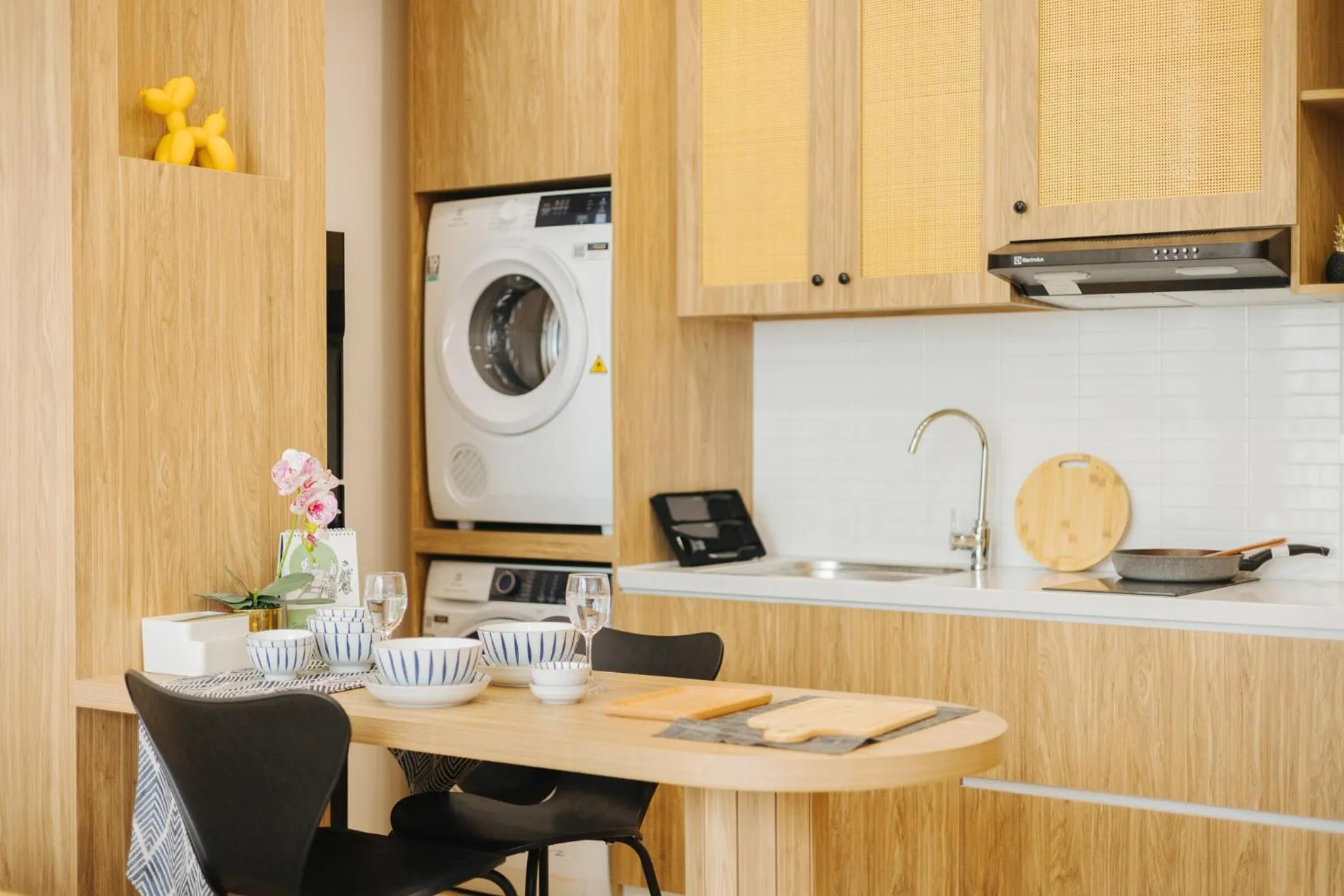 kitchen in Myrcella Urban Studio