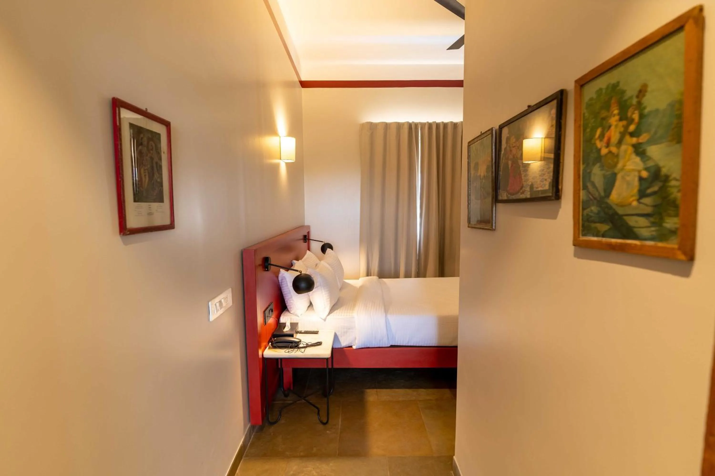 Other, Bed in DanCenter by CheckIn House of Jasol Jaipur
