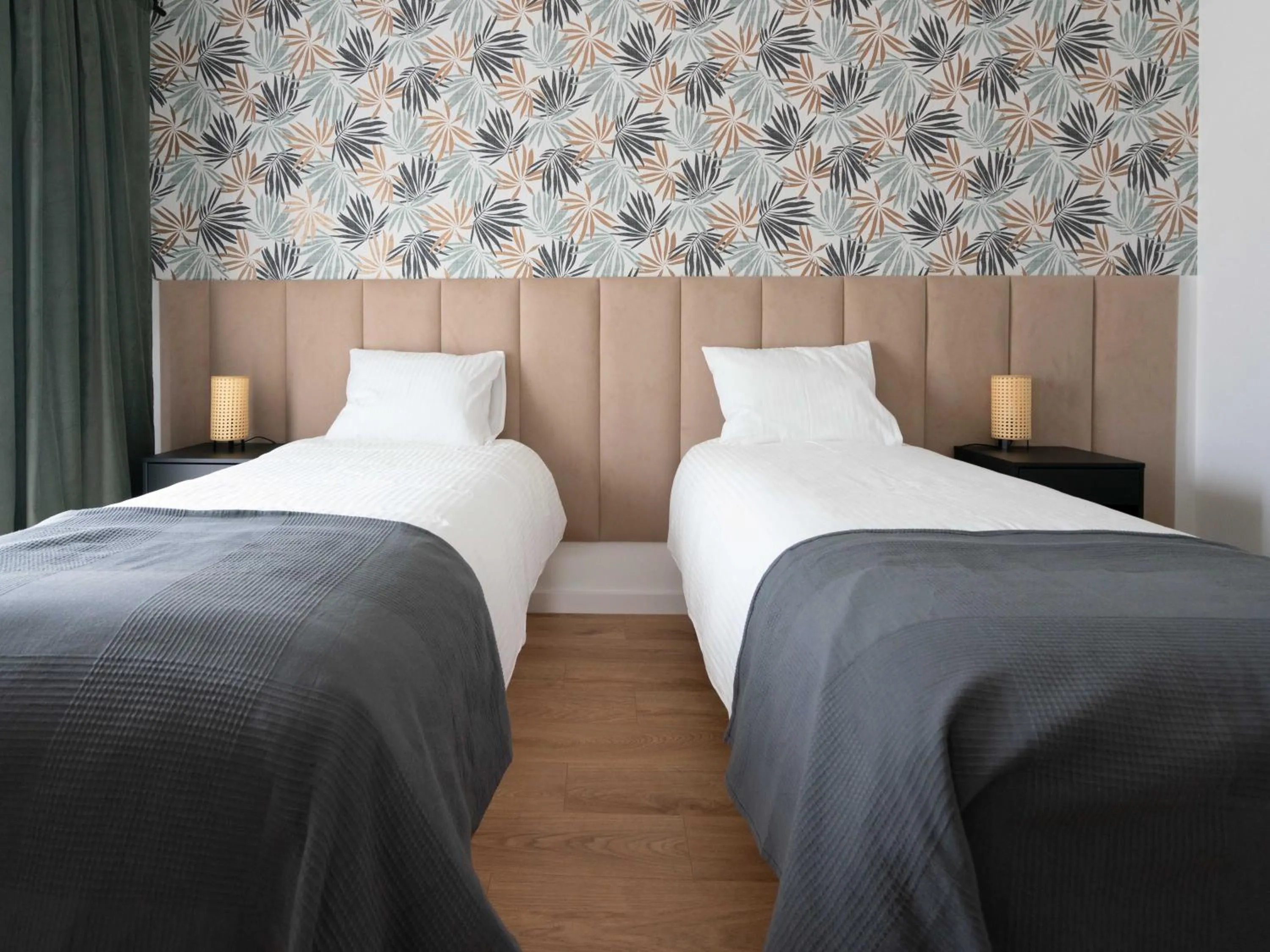 Bed in Aparthotel Weissa 7