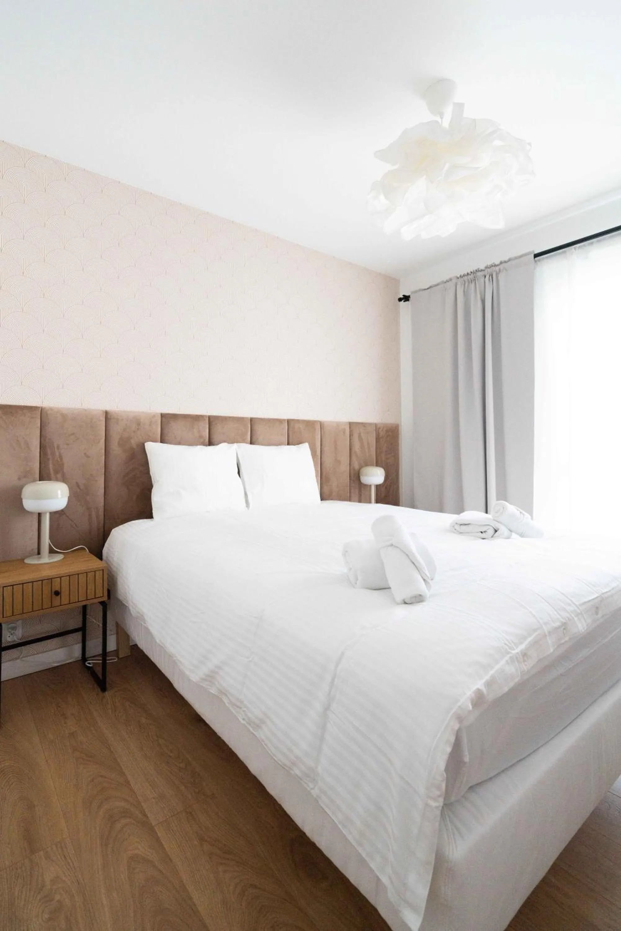 Bed in Aparthotel Weissa 7