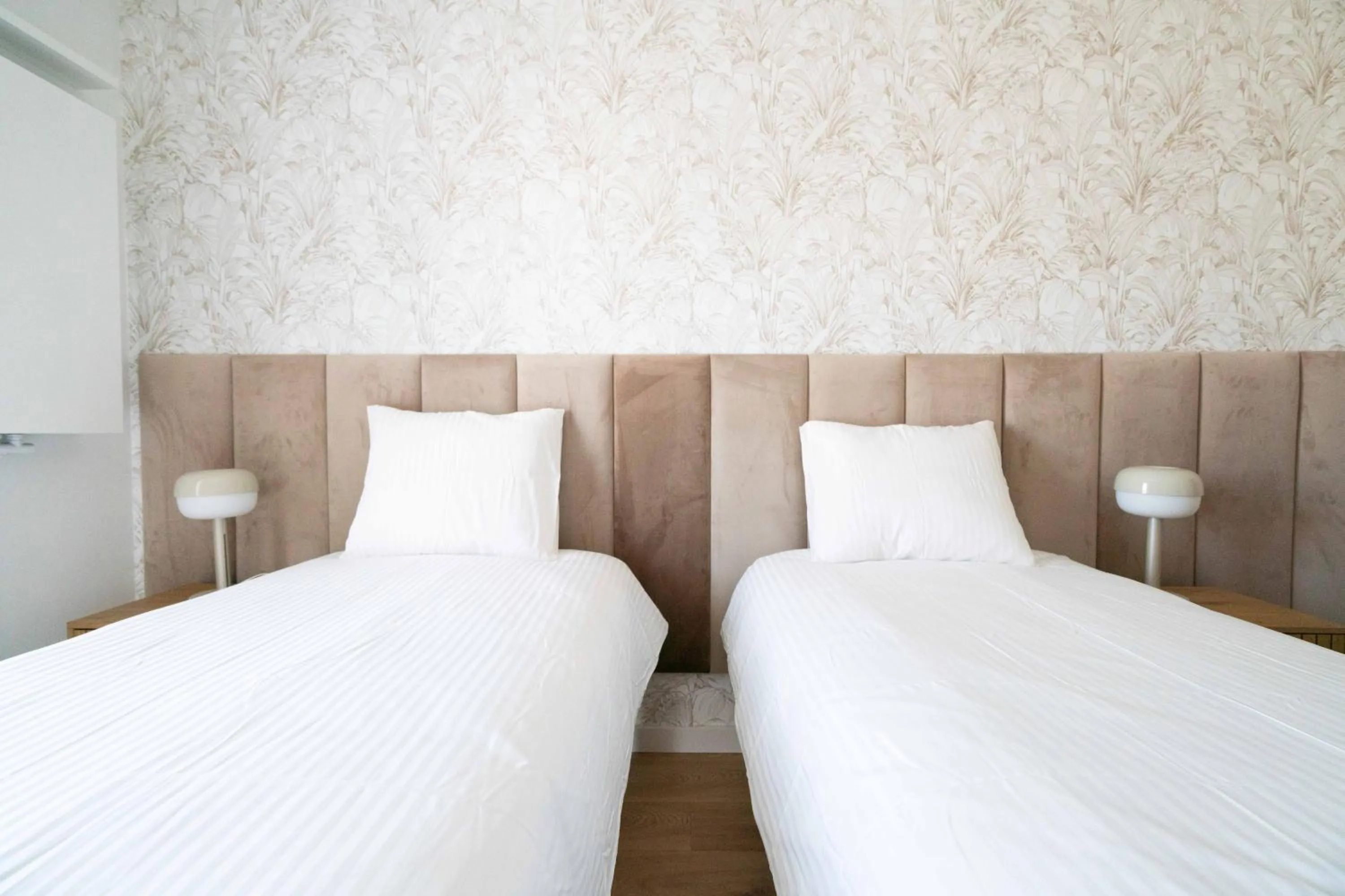 Bed in Aparthotel Weissa 7
