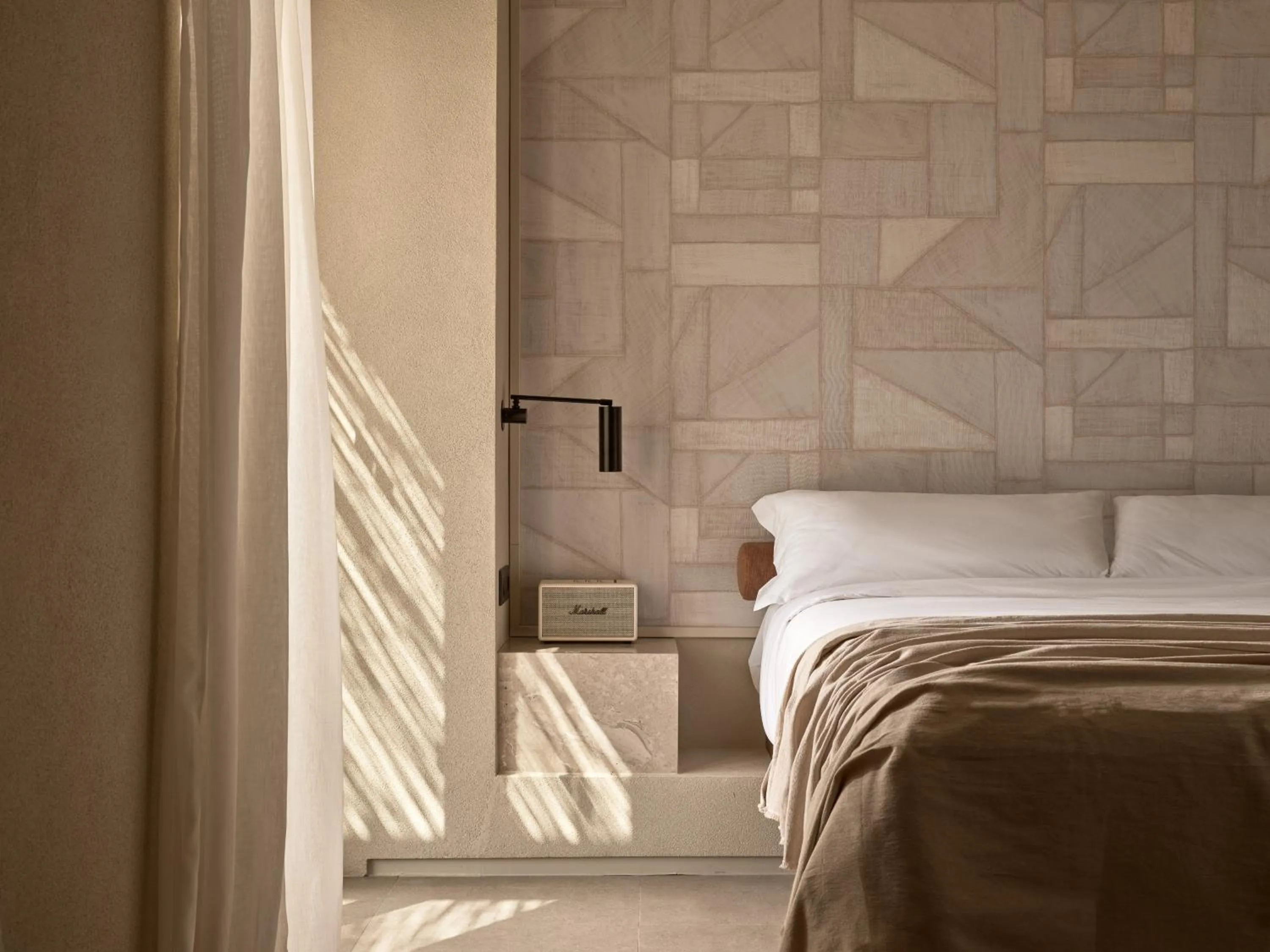 Bed in Domes Noruz Mykonos