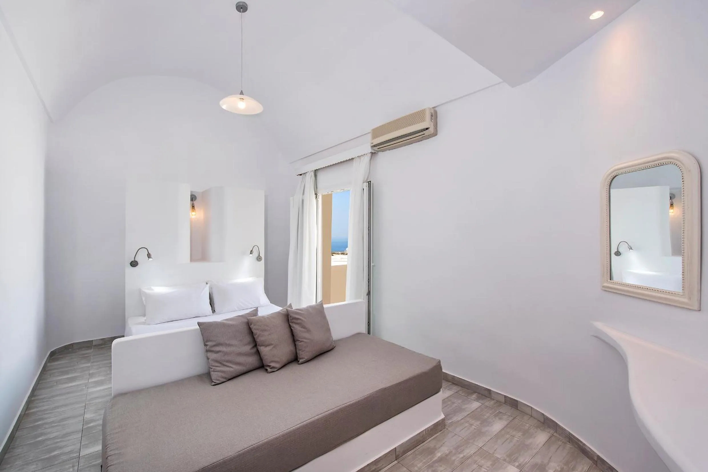 Bedroom, Bed in Alizea Villas & Suites