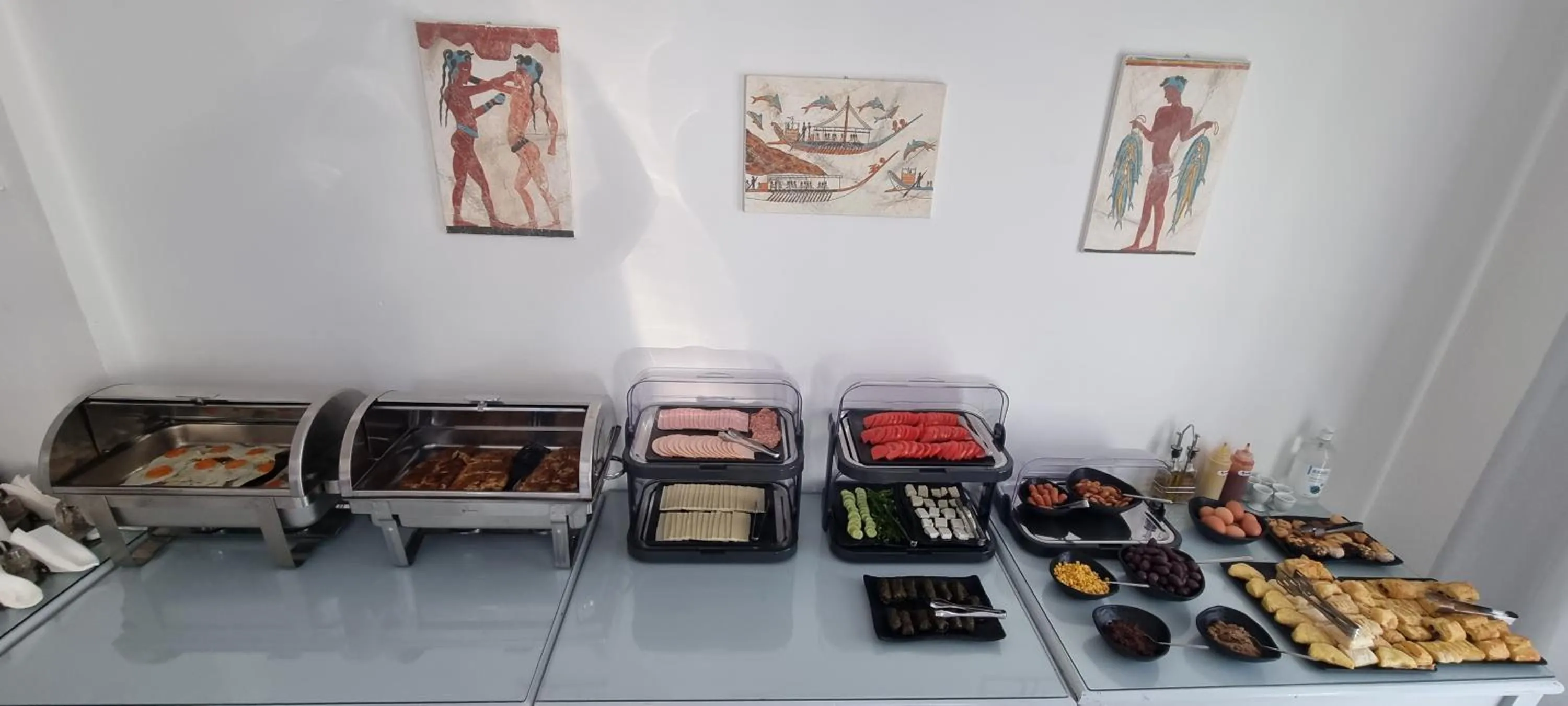 Buffet breakfast in Horizon Resort