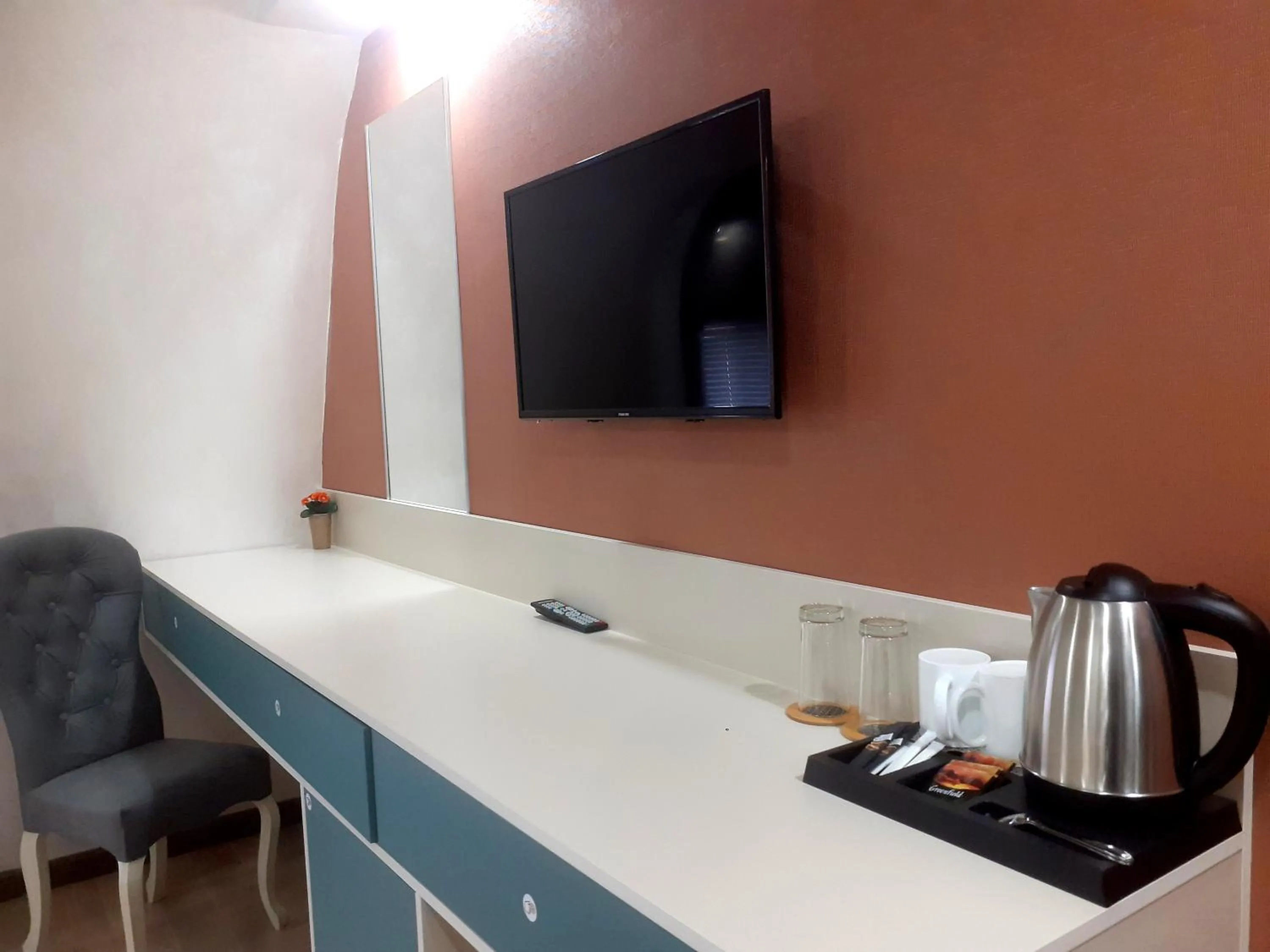 Coffee/tea facilities in DADIANI Inn