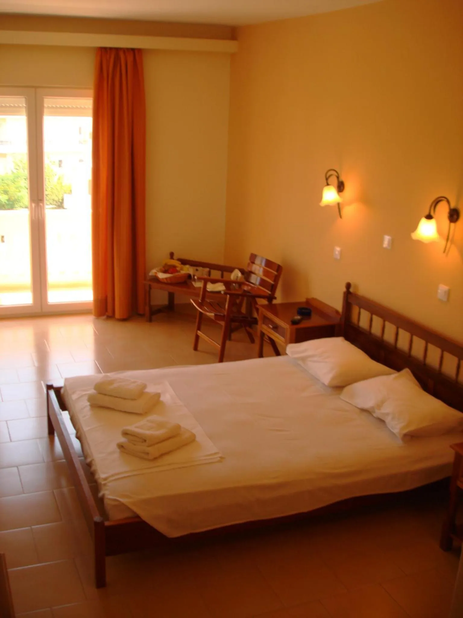 Bed in Kissamos Hotel