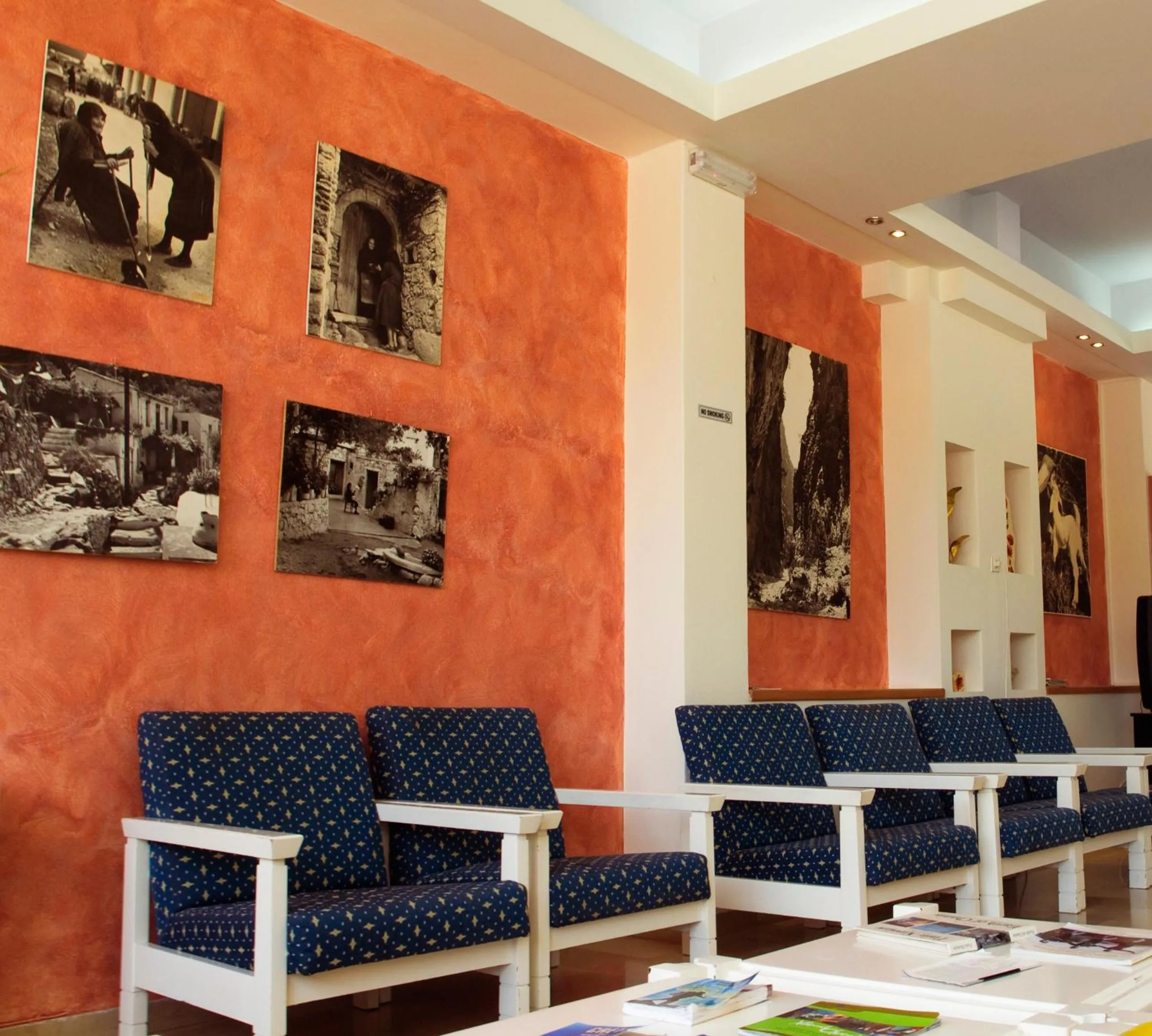 Lobby or reception in Kissamos Hotel