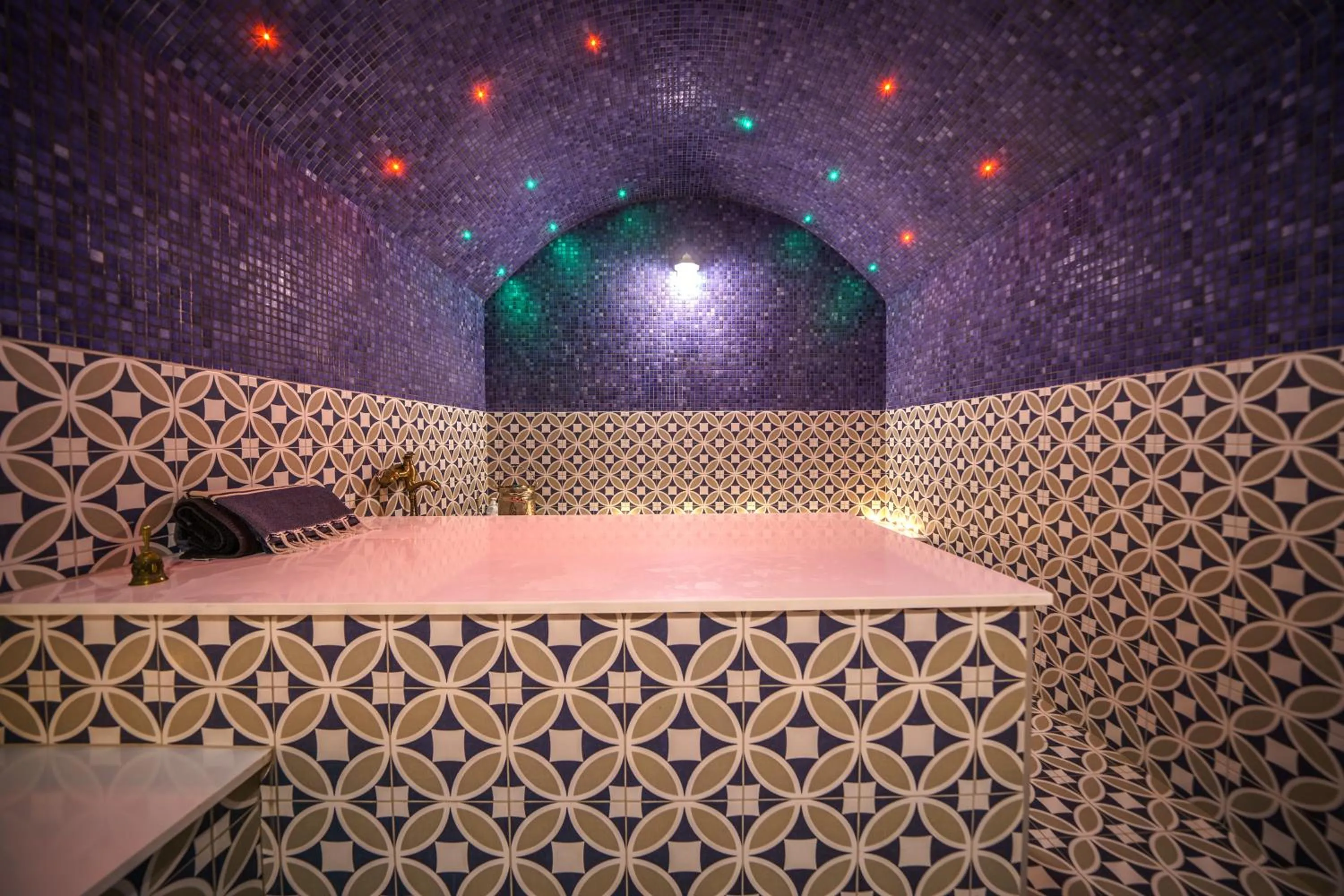 Steam room in Macaris Suites & Spa