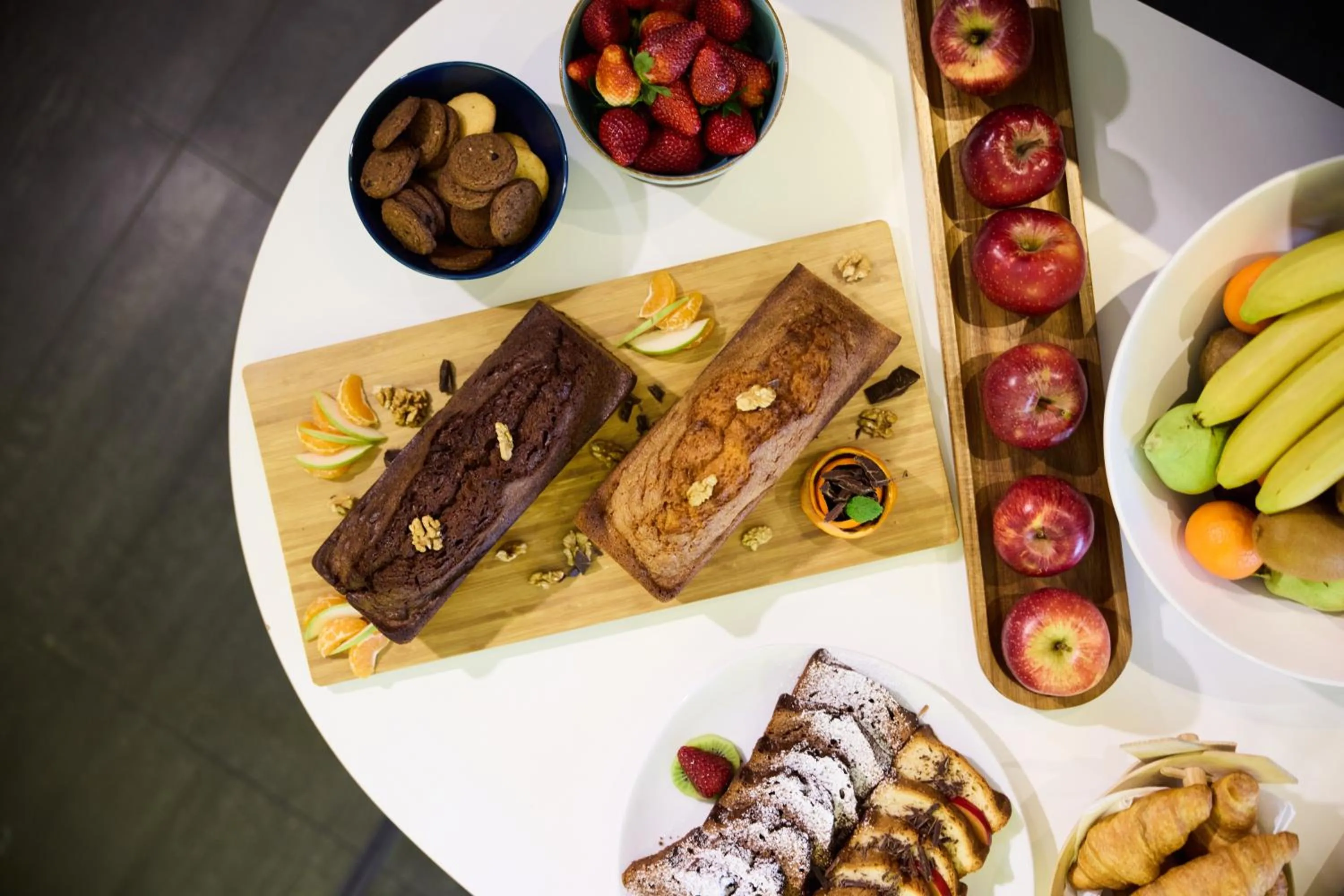 Buffet breakfast in Domotel Olympia