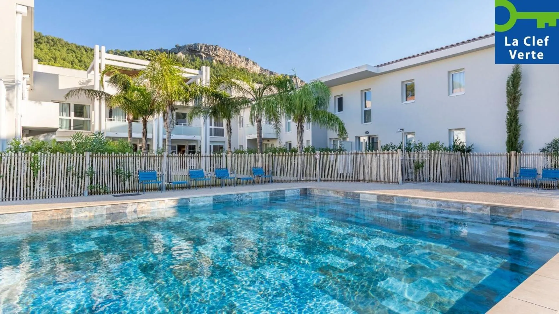 Property building in Résidence Pierre et Vacances Cap Cassis Calanques