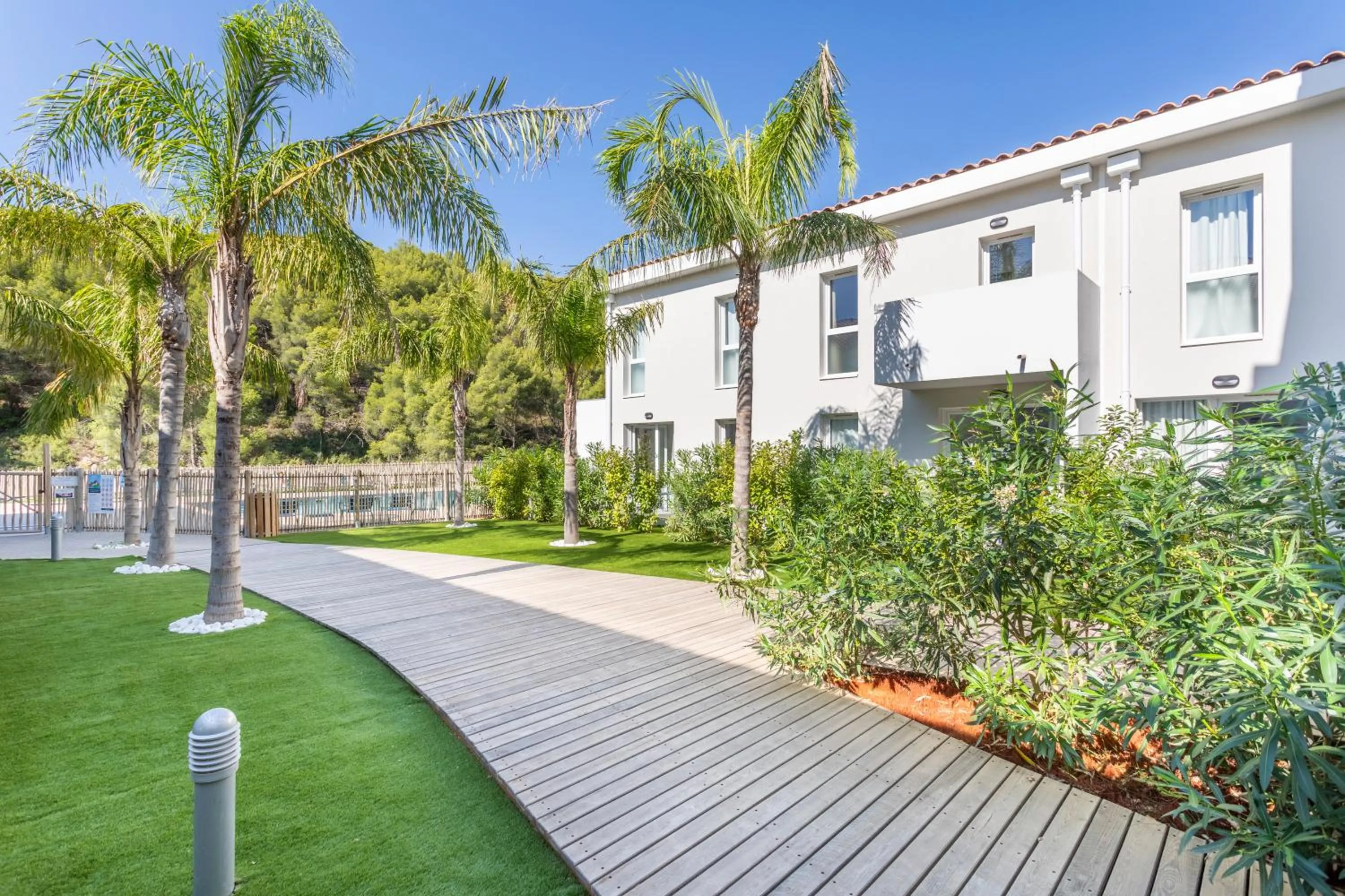 Property building in Résidence Pierre et Vacances Cap Cassis Calanques