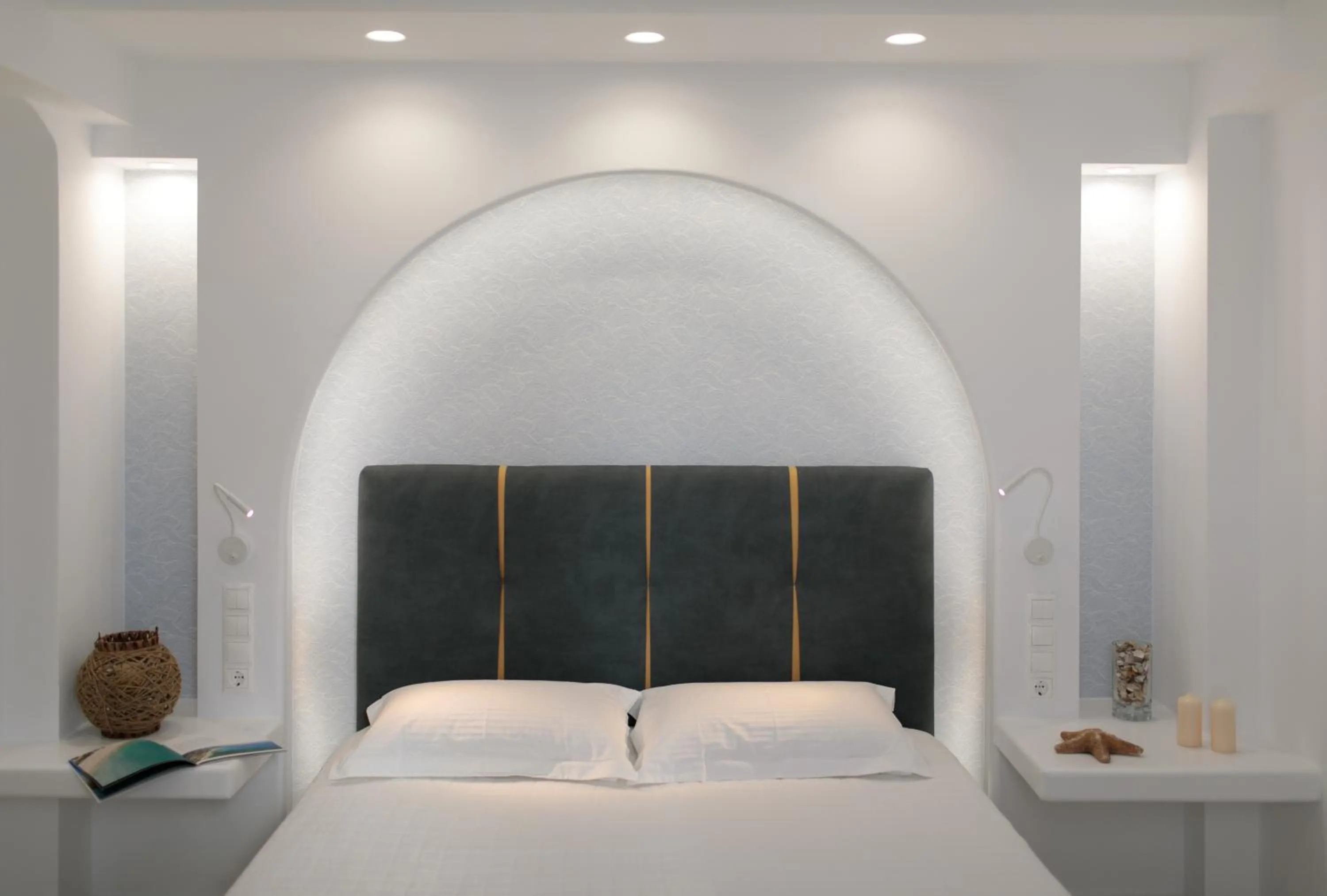 Bed in Margo Studios