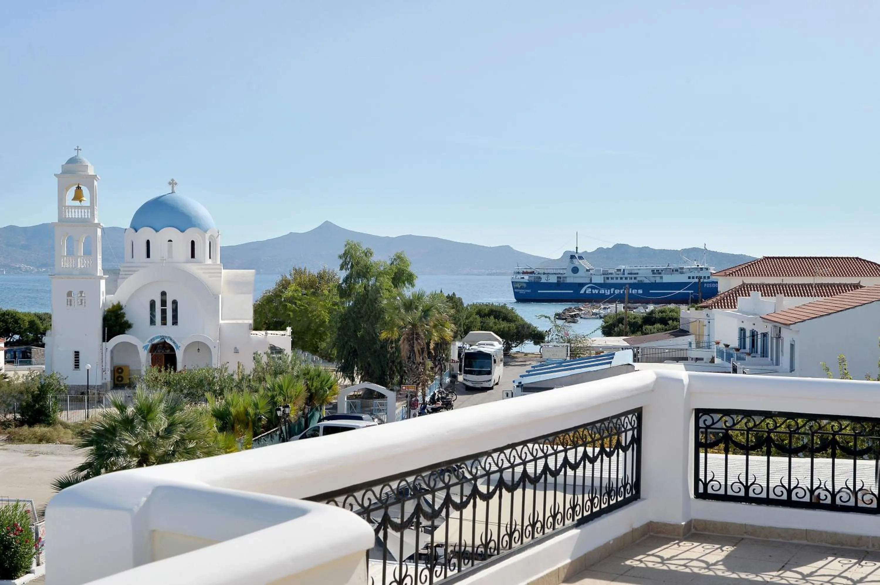 Day in Agistri Hotel