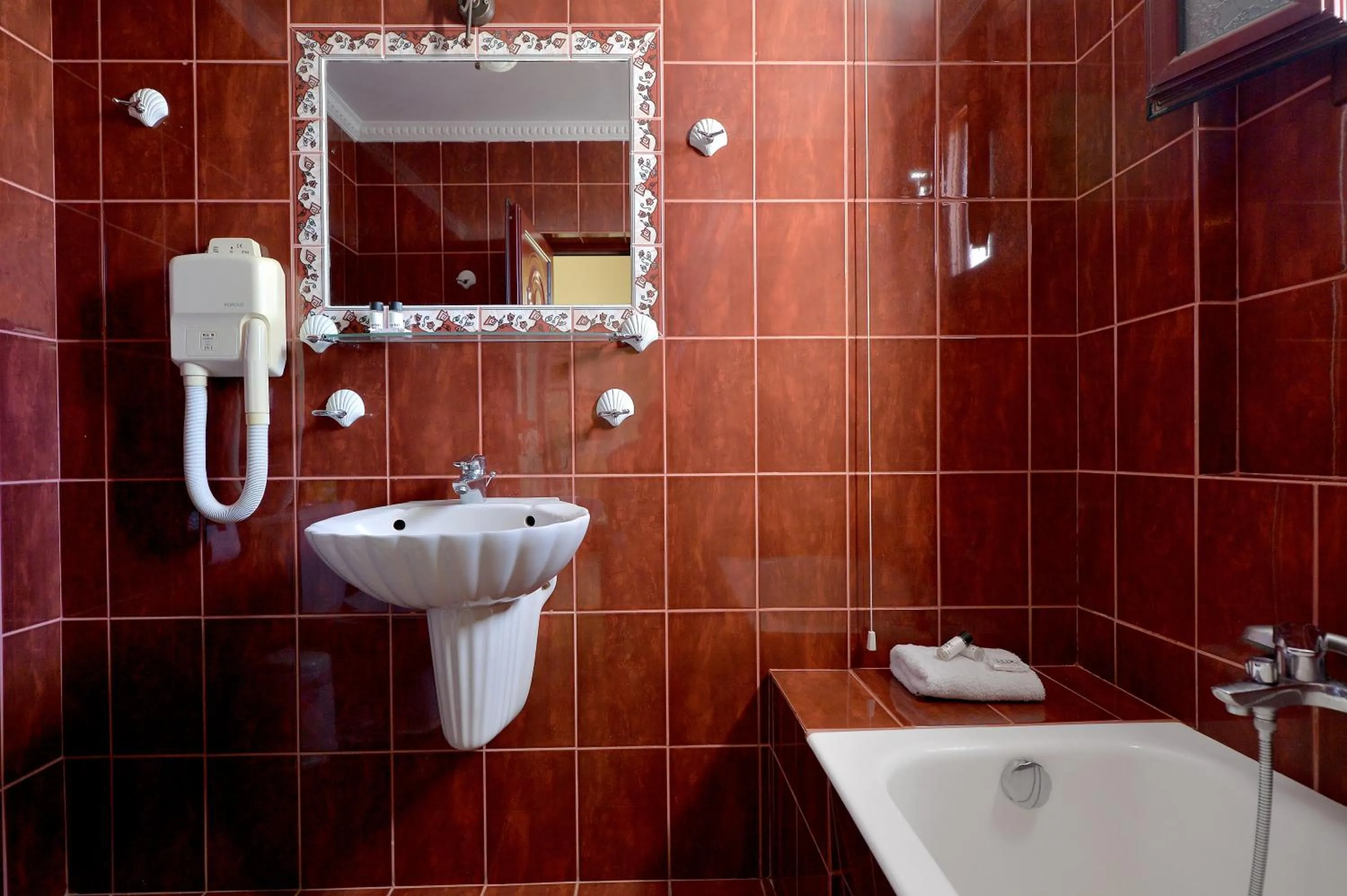 Bathroom in Agistri Hotel