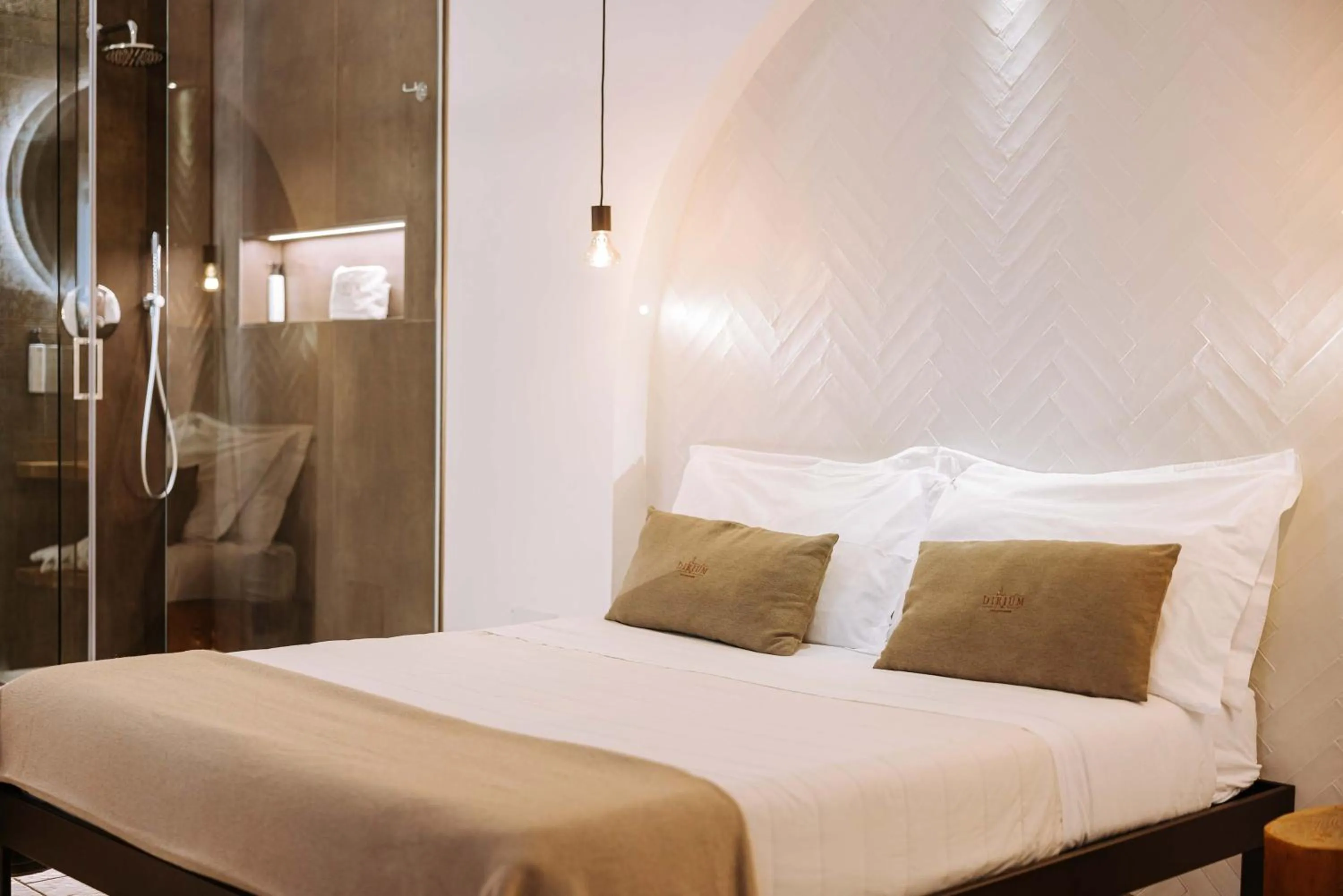 Bed in Dirium - exclusive rooms