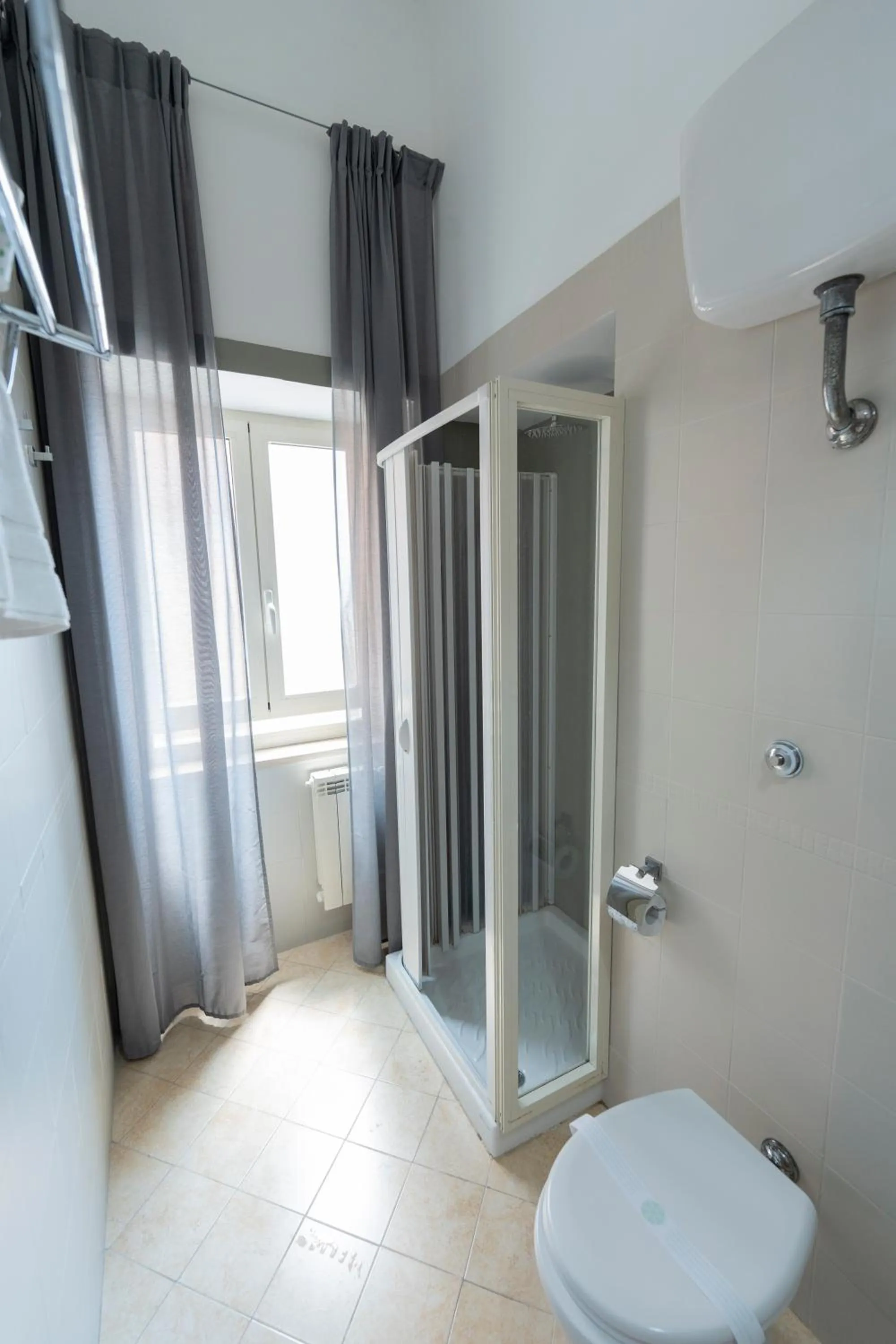 Bathroom in Artis Mare