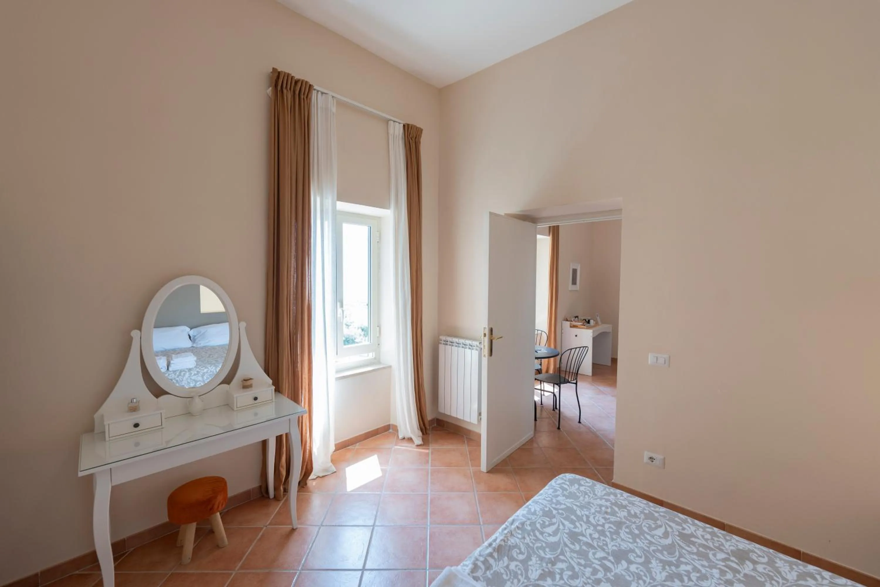 Photo of the whole room, Bed in Artis Mare